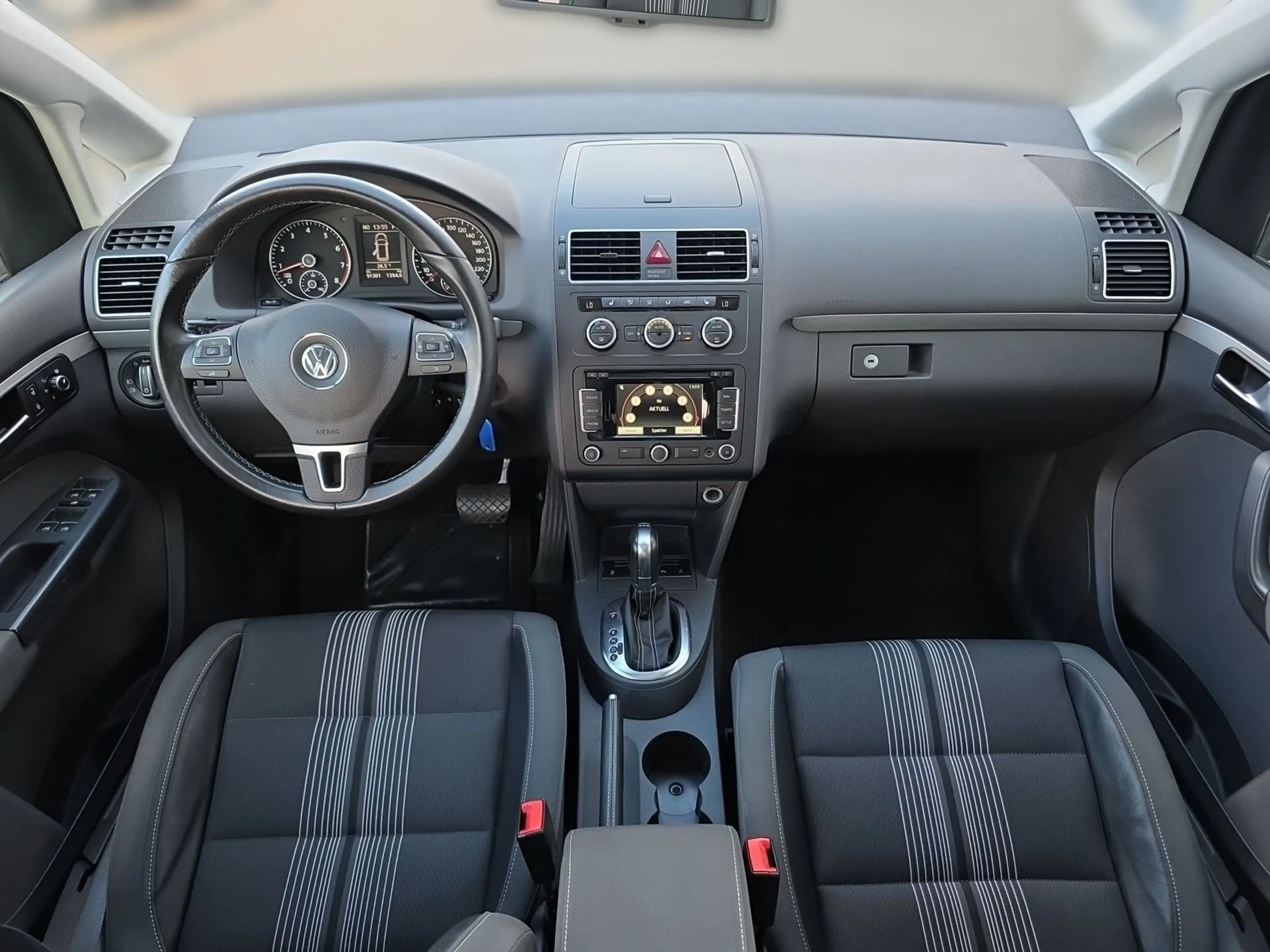 Volkswagen Touran 1.4 16V TSI Style Navi Panorama PDC AHK — photo 12