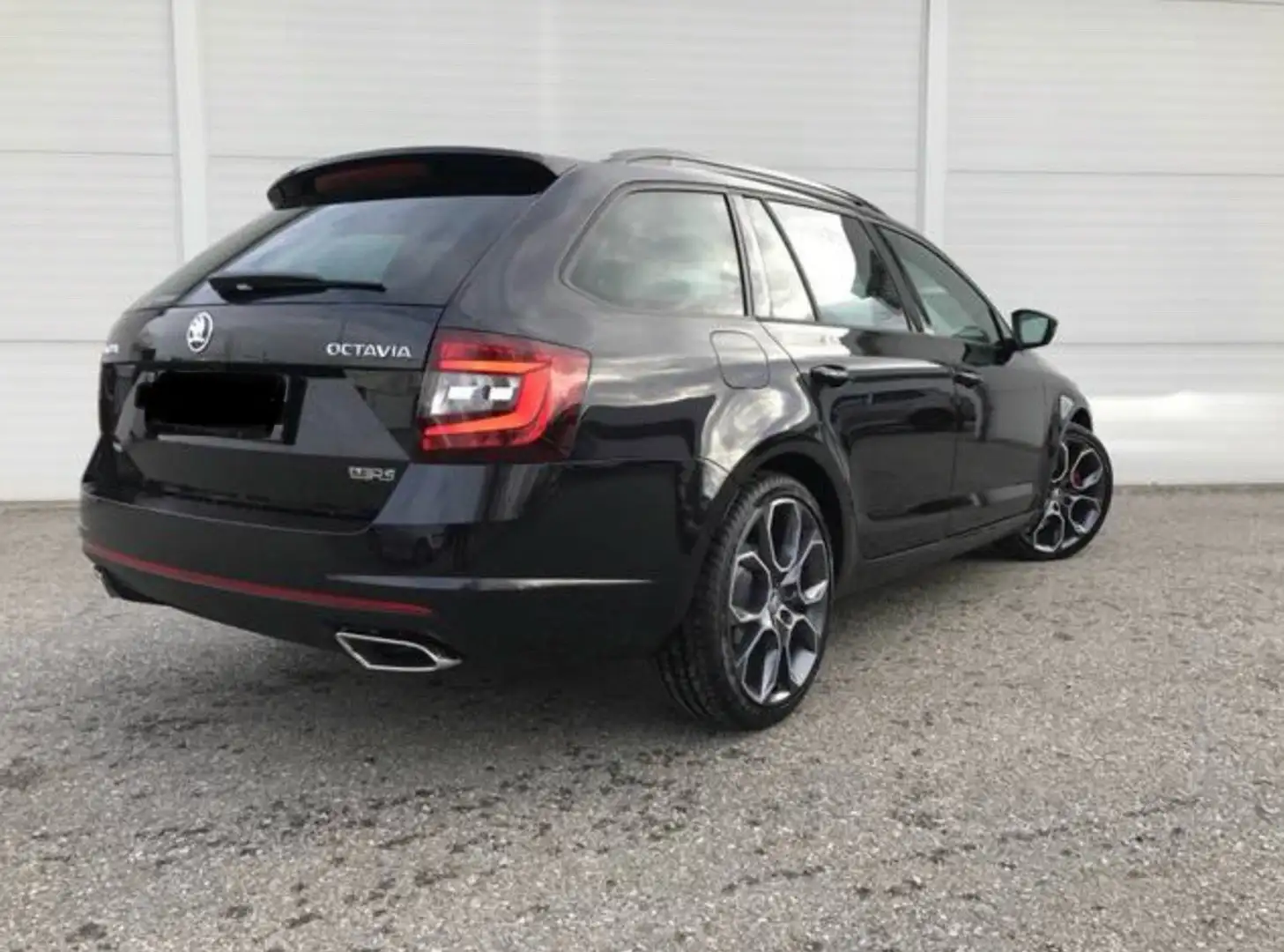Skoda Octavia Combi RS 2,0 TDI 4x4 DSG Schwarz - 2