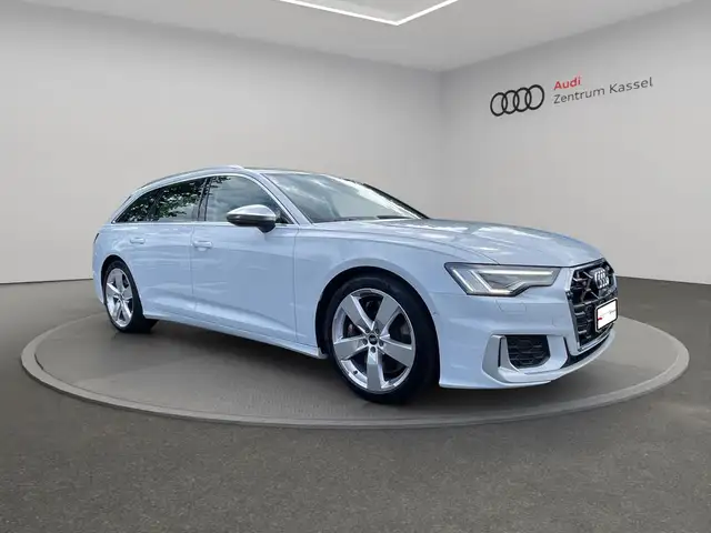 Audi S6 view 8