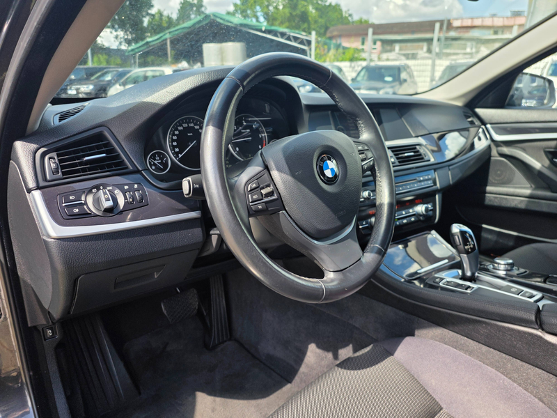 BMW 520 520 d Lim. Steptronic — photo 9