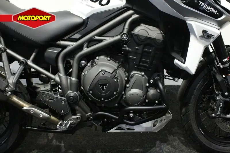 Triumph Tiger 1200 - foto 4