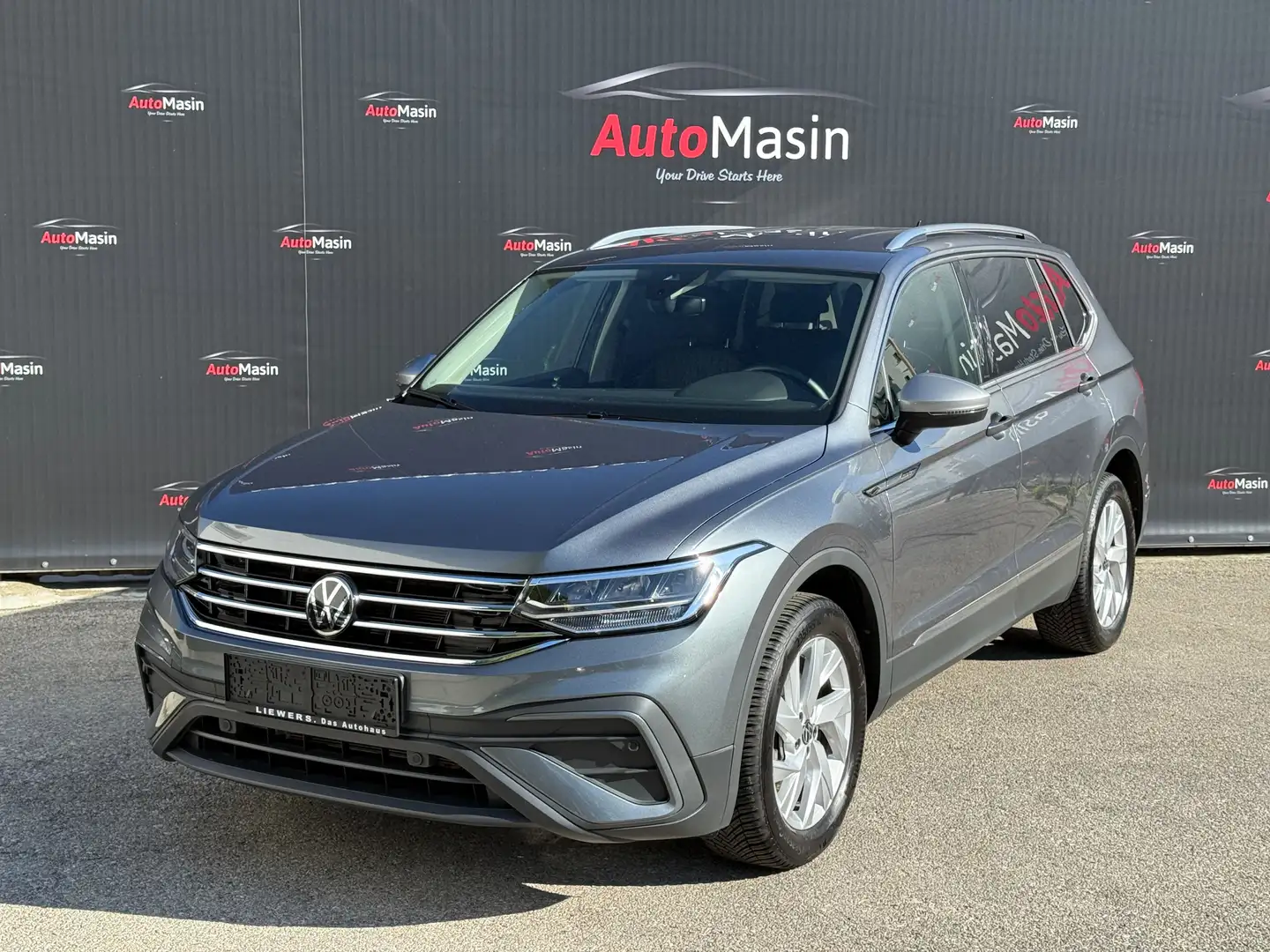 Volkswagen Tiguan Allspace Life 1.5 TSI DSG 7-SITZER Grau - 1