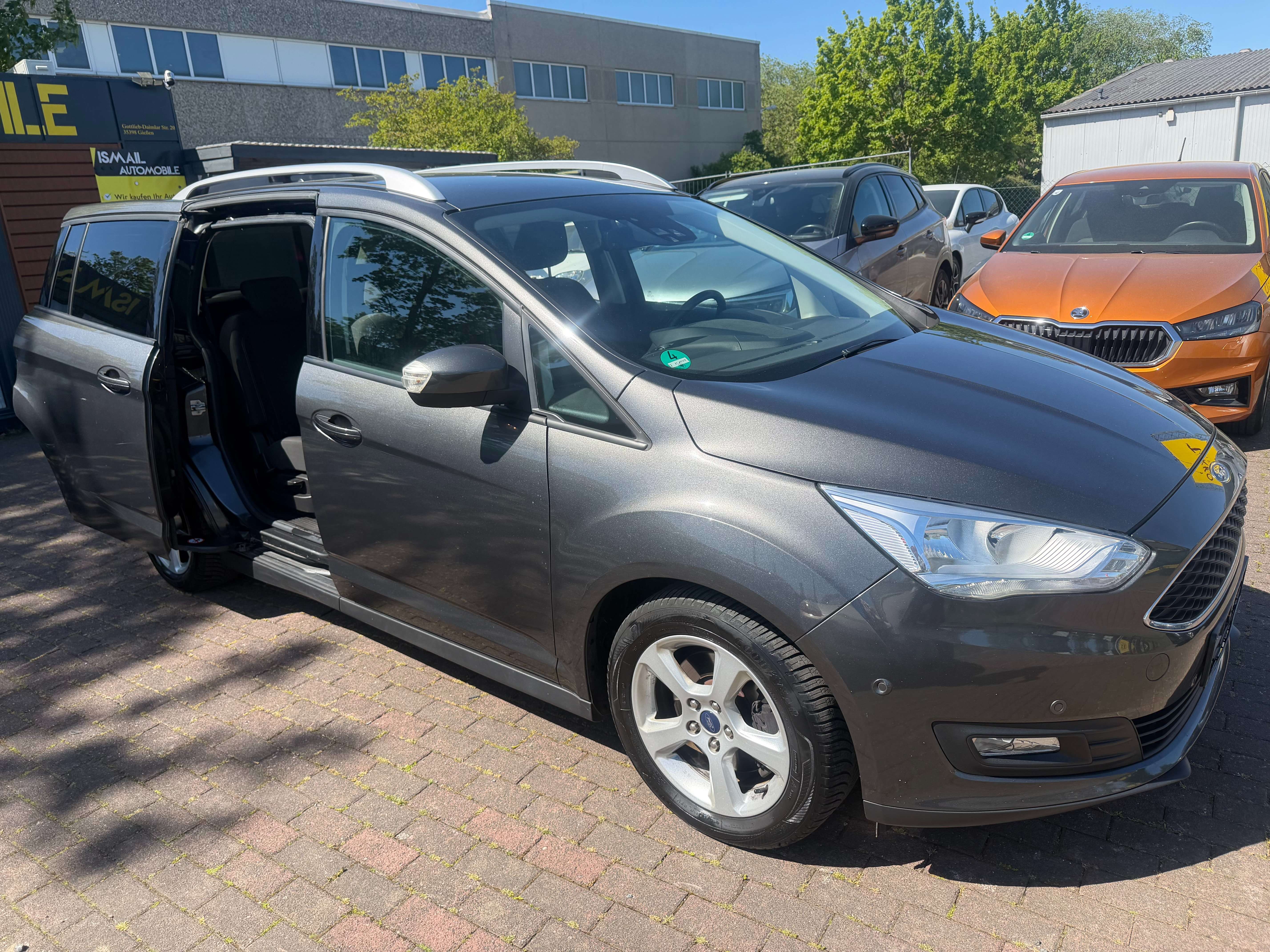 Second hand Ford Grand C-Max 1.0