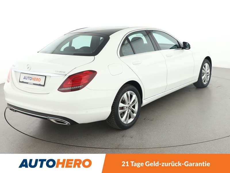 Mercedes-Benz C 400 C 400 4Matic Avantgarde Aut.*NAVI*LED*CAM*PANO* — photo 6