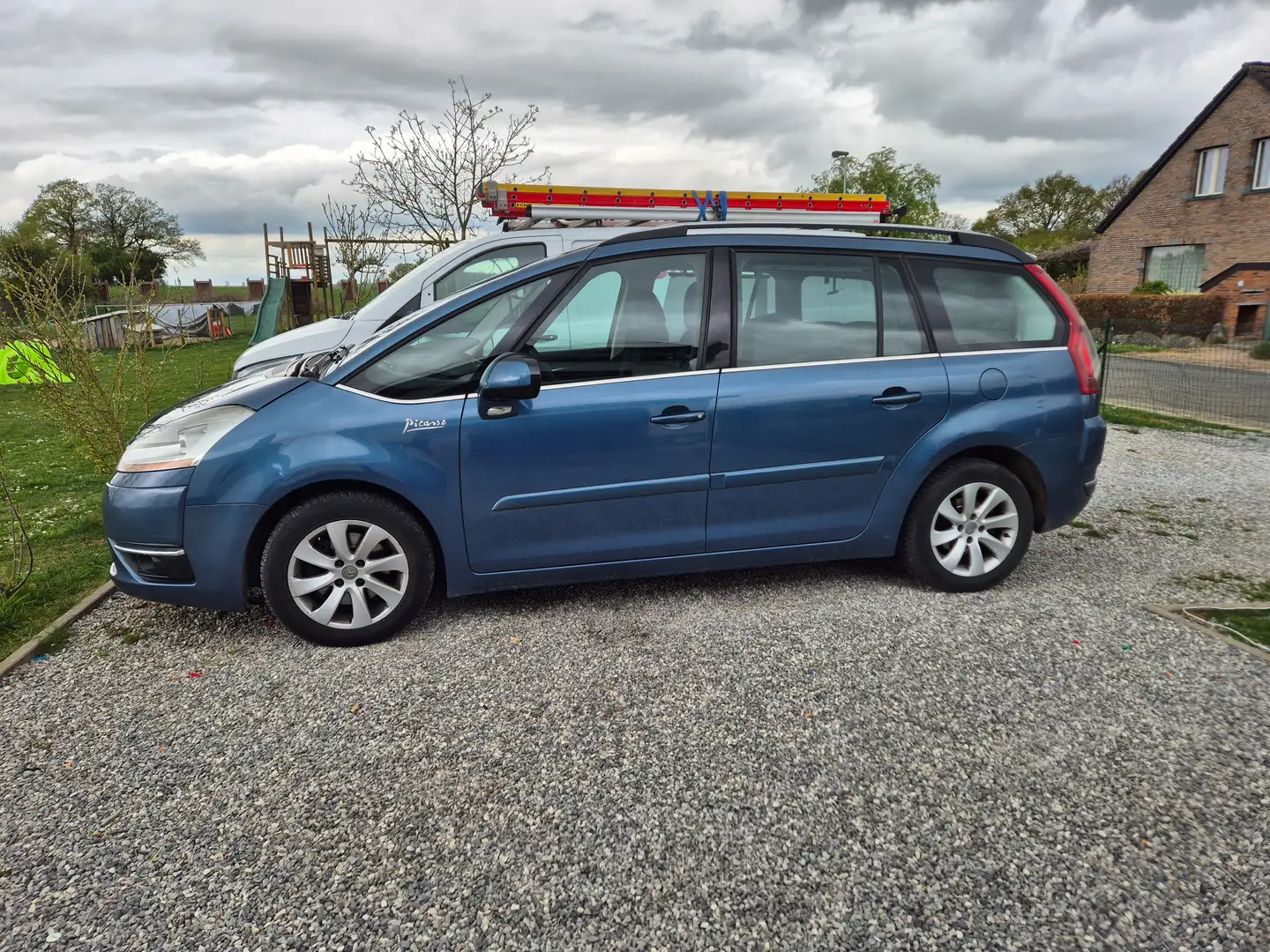 Citroen Grand C4 Picasso Grand C4 Picasso 2.0 HDi Exclusive FAP Blauw - 2