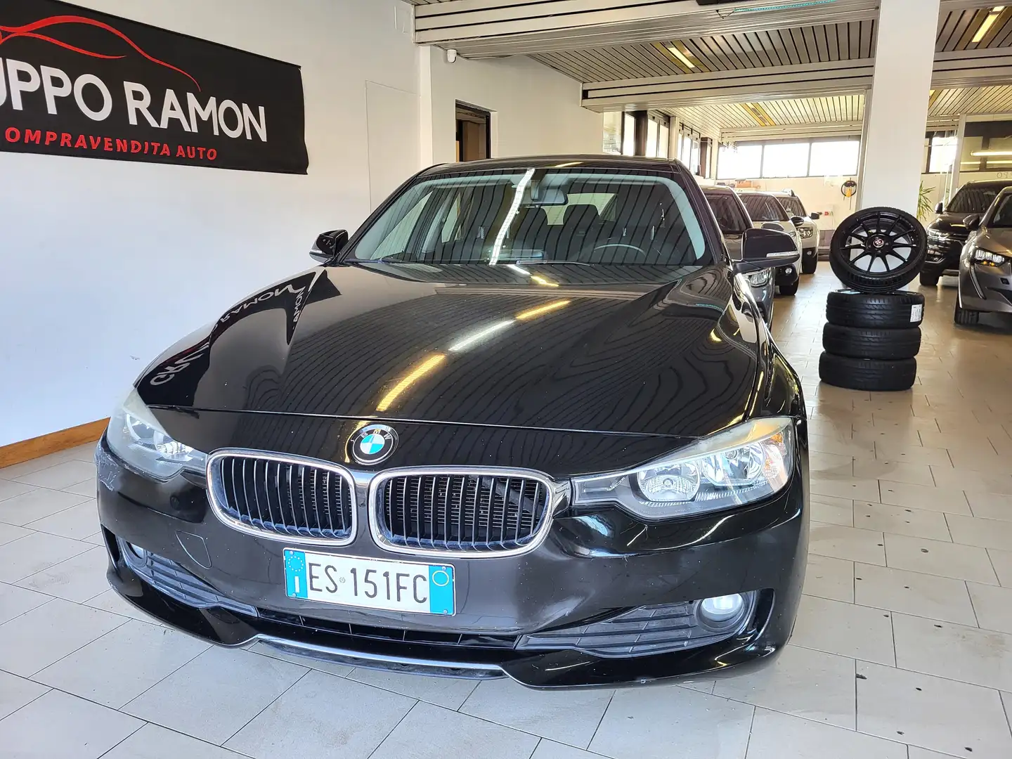 BMW 320 D Touring Nero - 2
