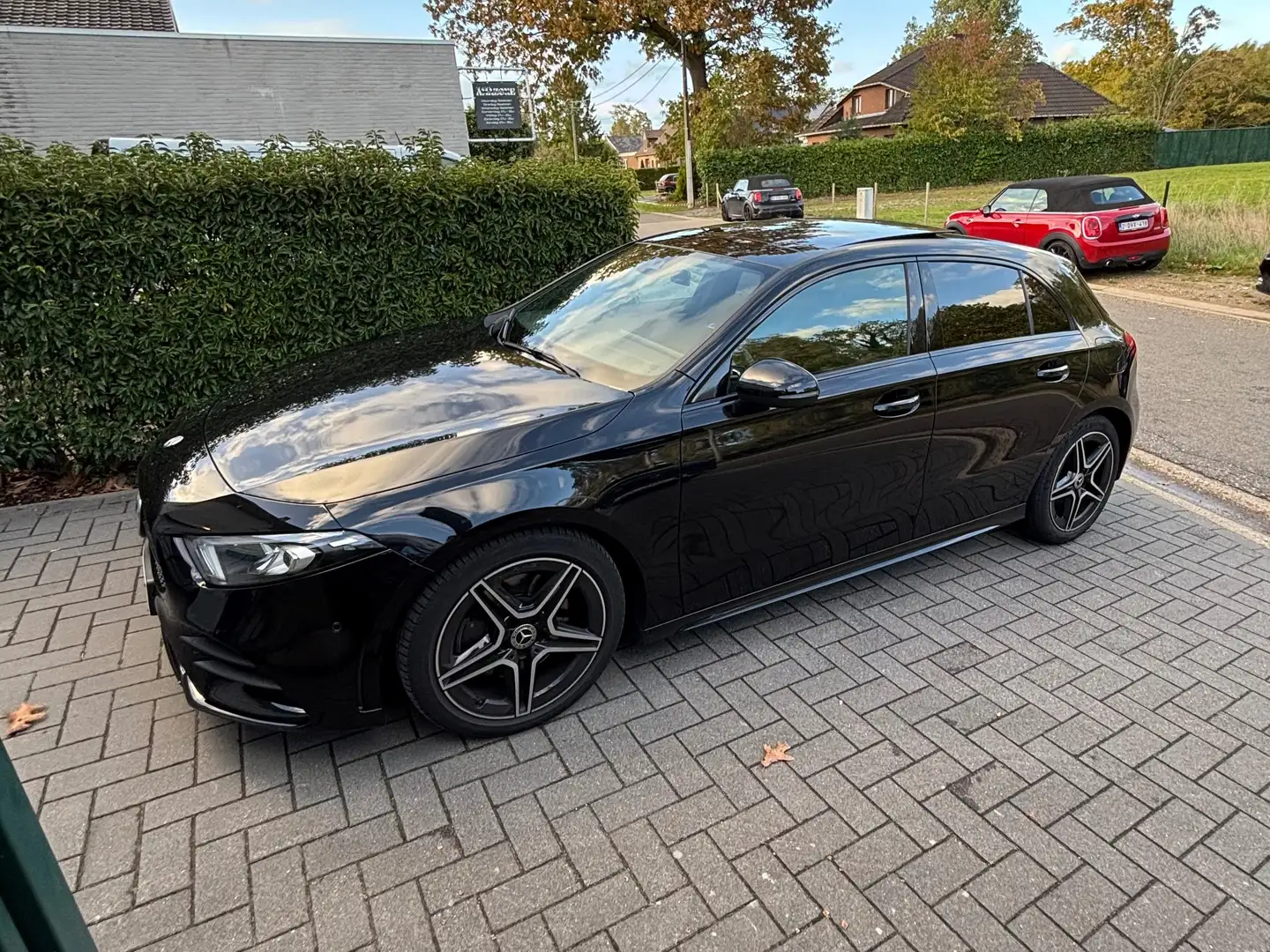 Mercedes-Benz A 220 A 220 7G-DCT AMG Line Noir - 1