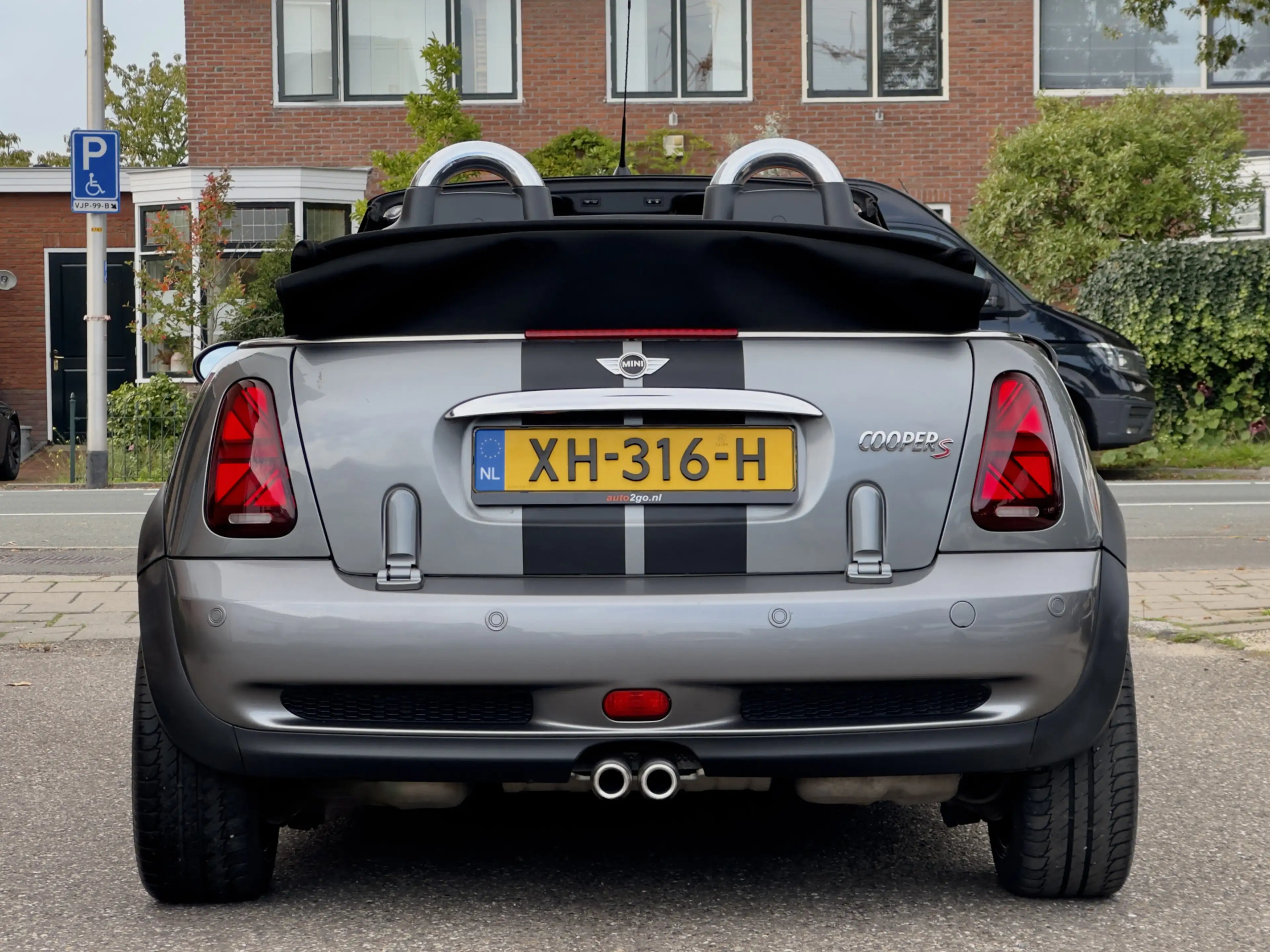 MINI Cooper S Cabrio 1.6 CABRIOLET DESIGNO=LEDER AIRCO LED LMV PDC — photo 9