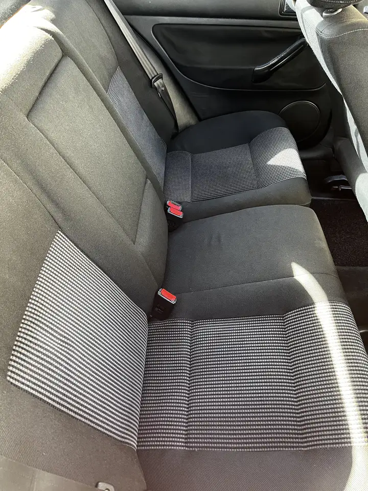 Volkswagen Golf 1.6 Comfortline, foto 6