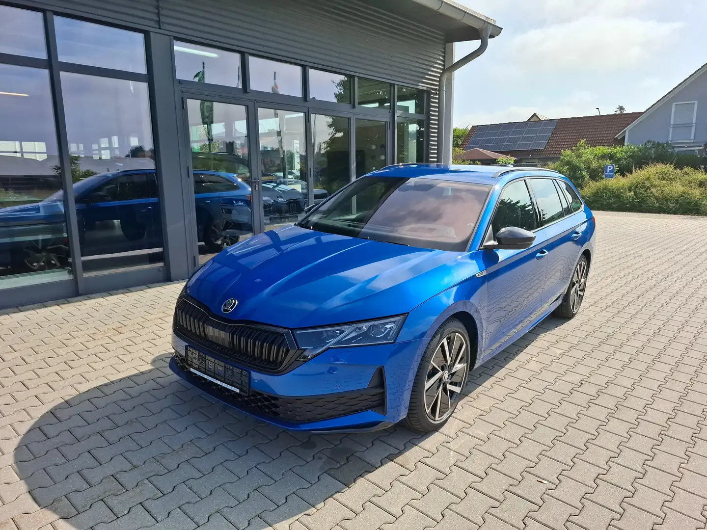 Skoda Octavia Sportline*DSG*1.5TSImHEV*SHZ*NAVI*KESSY*PDC+Kamera Blau - 1
