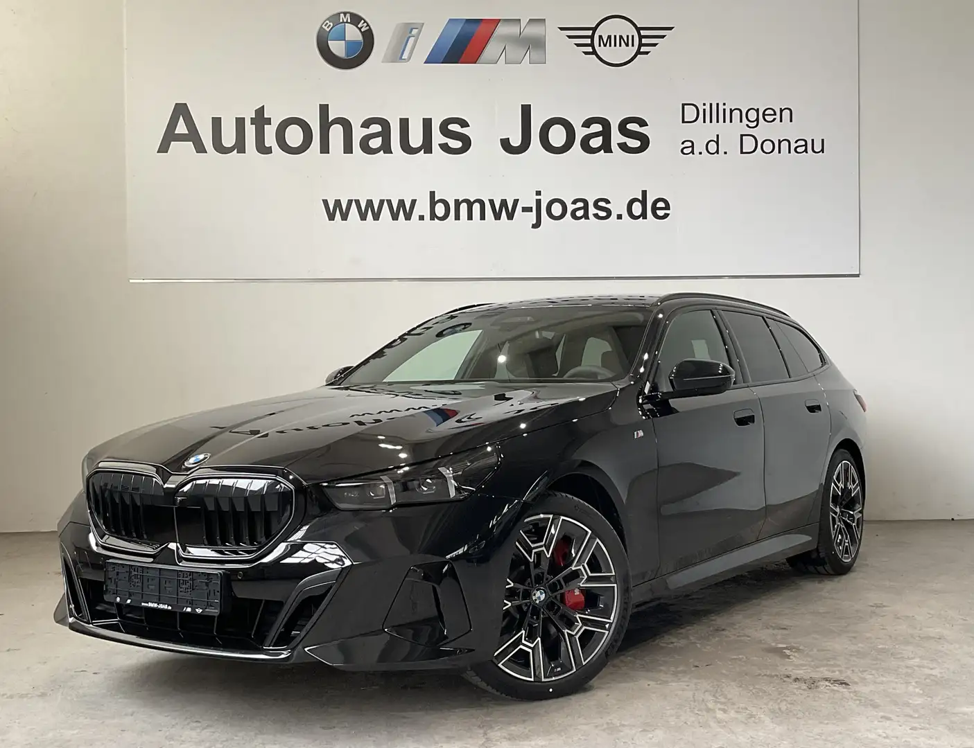 BMW 540 d xDrive Komfortzugang, aktive Sitzbelüftung vorn, Schwarz - 1