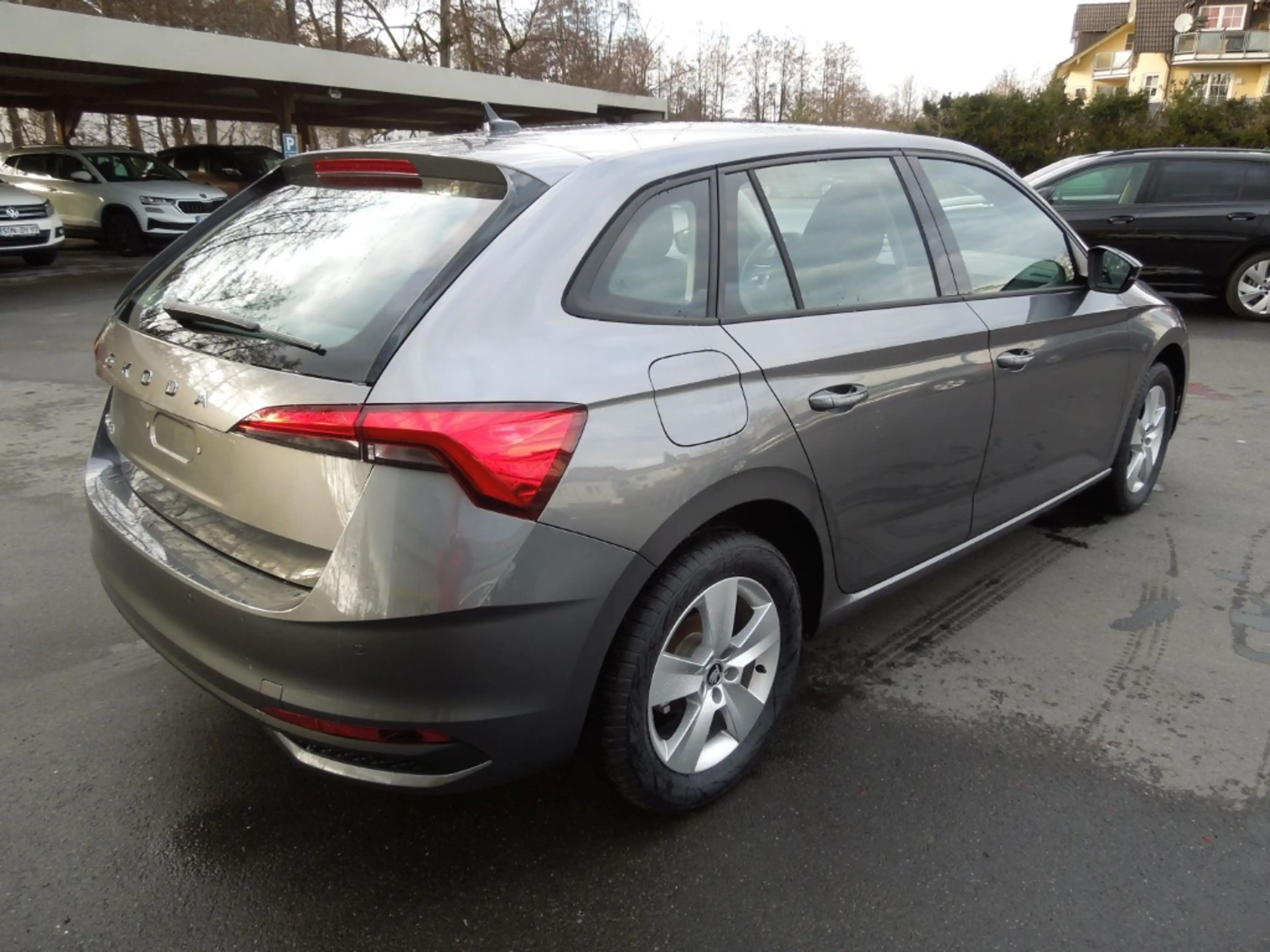 Skoda Scala 1.5TSI Selection/Klimaautomatik/Sitzheizung/Kamera — photo 4