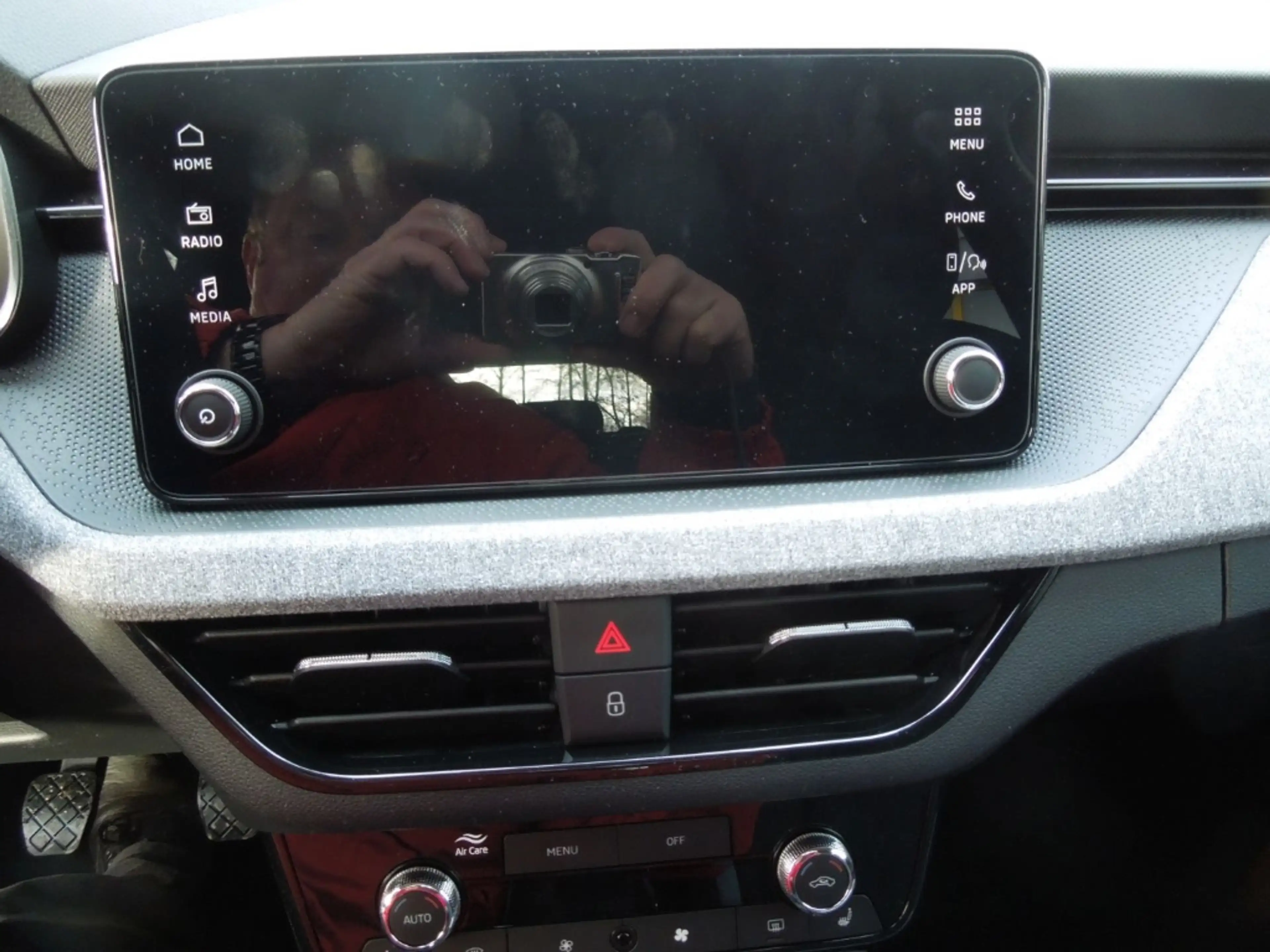Skoda Scala 1.5TSI Selection/Klimaautomatik/Sitzheizung/Kamera — photo 7