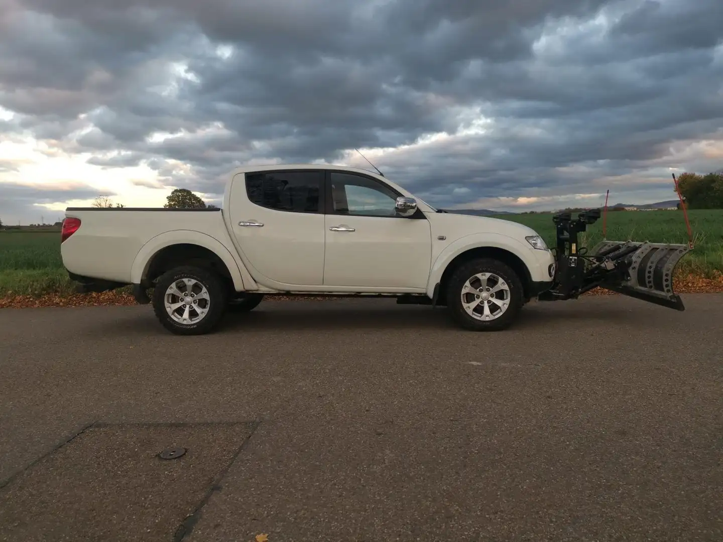 Mitsubishi L200 WINTERDIENST Weiß - 2