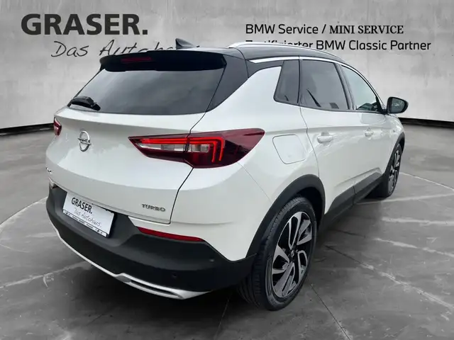 Opel Grandland view 6