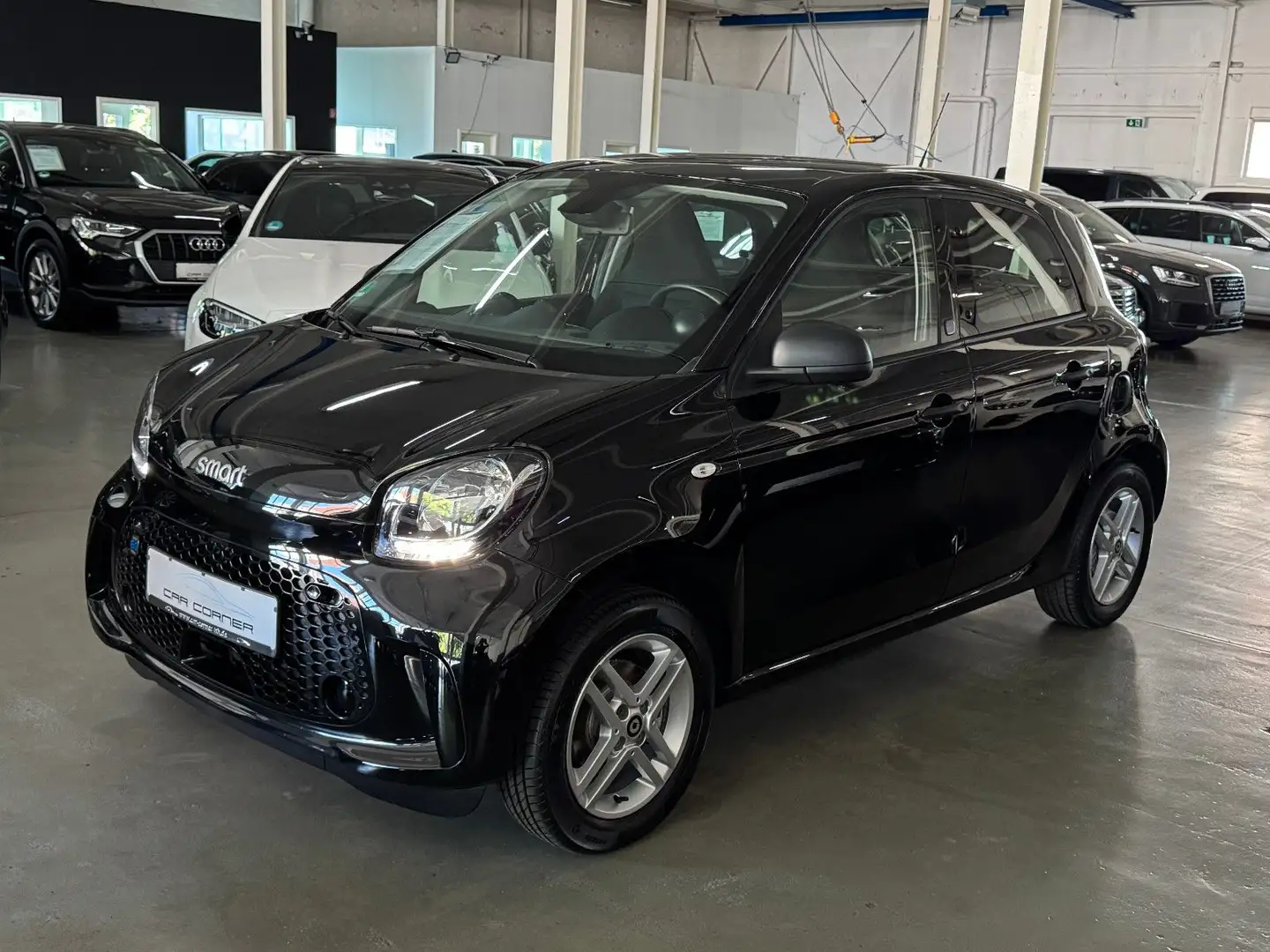 smart forFour EQ COOL & AUDIO PAKET 22KW SCHNELLLADEF. Schwarz - 1