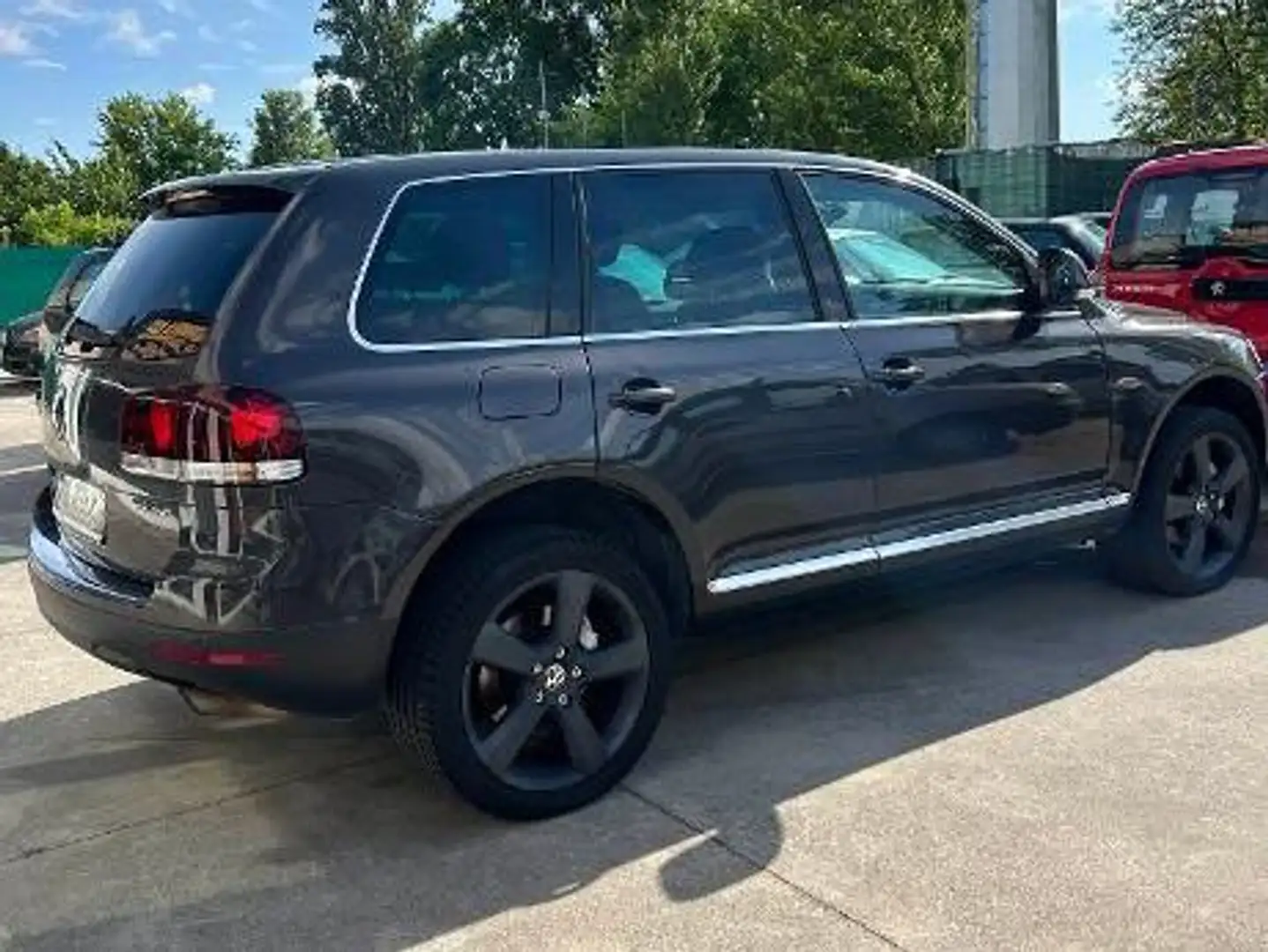 Volkswagen Touareg Touareg 3.0 V6 tdi Exclusive 240cv dpf FL Серый - 1