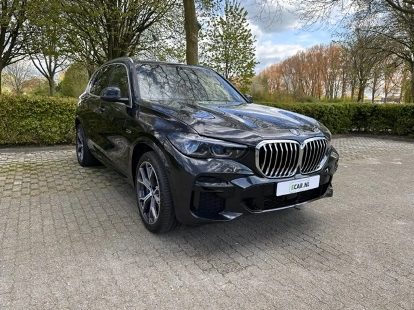 BMW X5 X5 M SPORT 45e avec toit ouvrant Zwart - 2