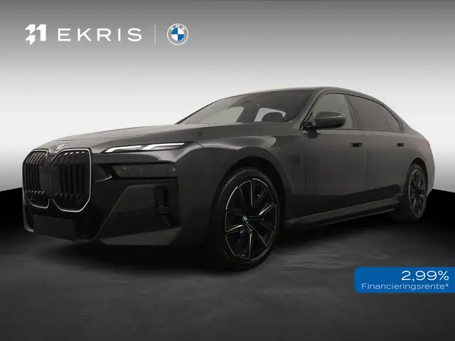 BMW i7