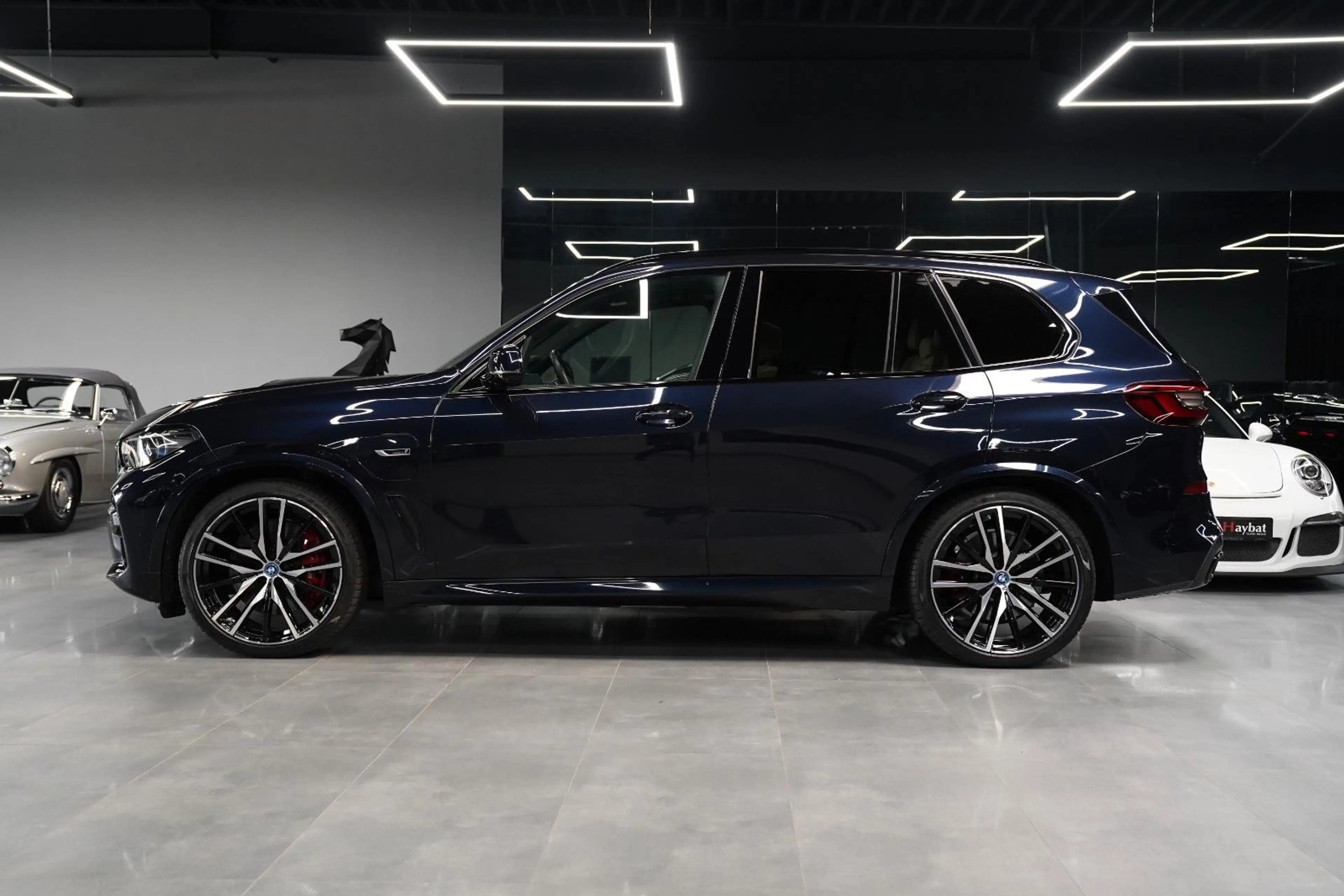 BMW X5 45e M Sport Laser-360-Pano-ACC-Carbo-Luft-B&W — photo 4