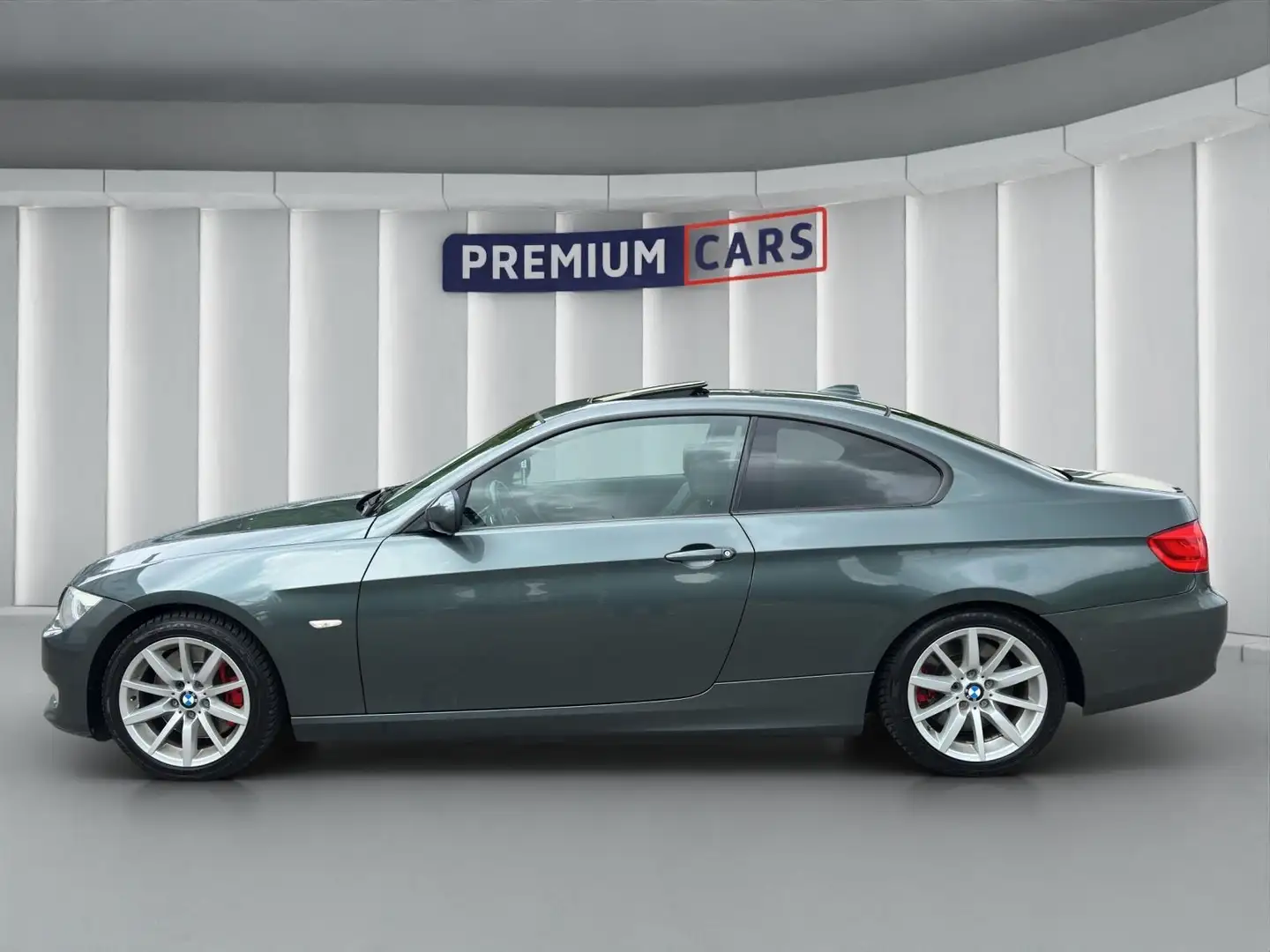 BMW 335 i Coupe *DE*Garantie*Finanzierung* - 2