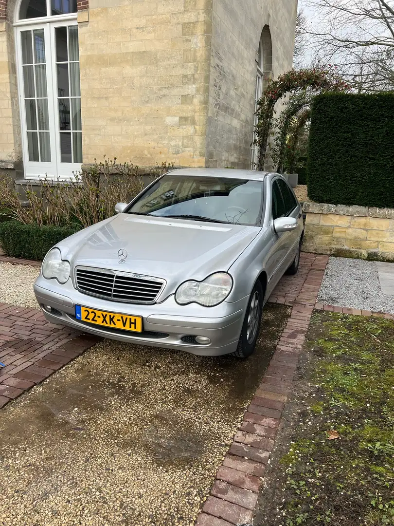 Mercedes-Benz C 200 K. Elegance Grey - 1