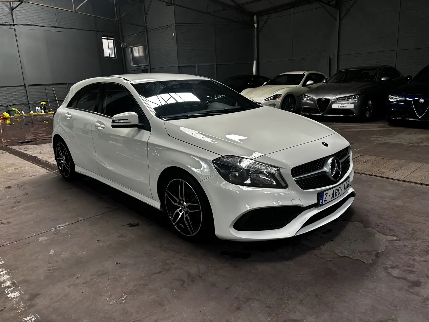 Mercedes-Benz A 180 PACK AMG*CAMERA*SIEGES CHAUFFANT*SHOWROOM - 2
