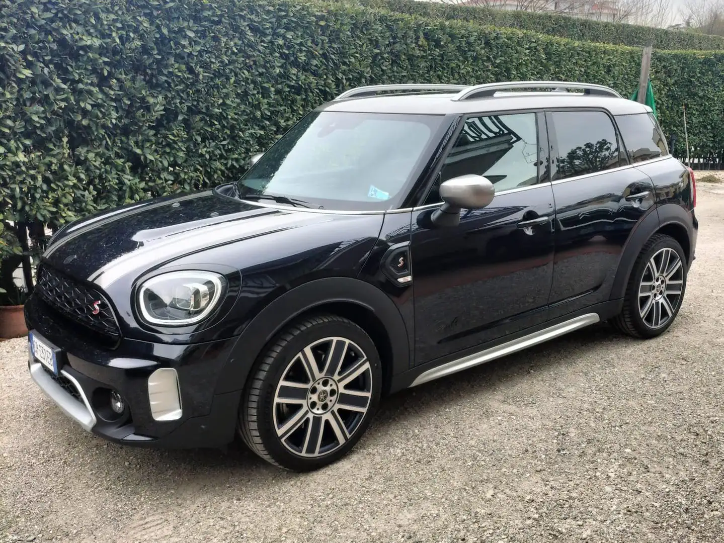 MINI Cooper S Countryman Mini Countryman F60 2020 2.0 Yours all4 auto Negru - 2