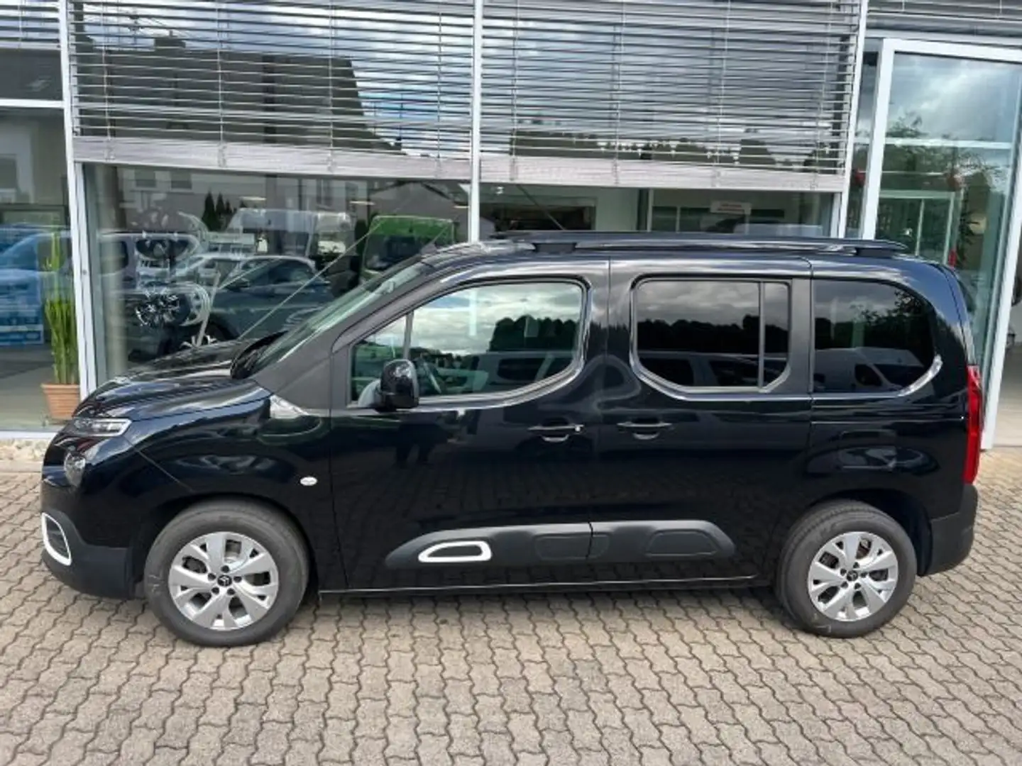 Citroen Berlingo Feel M, Sitzhzg, Klimaautomatik, dunkle Schwarz - 2