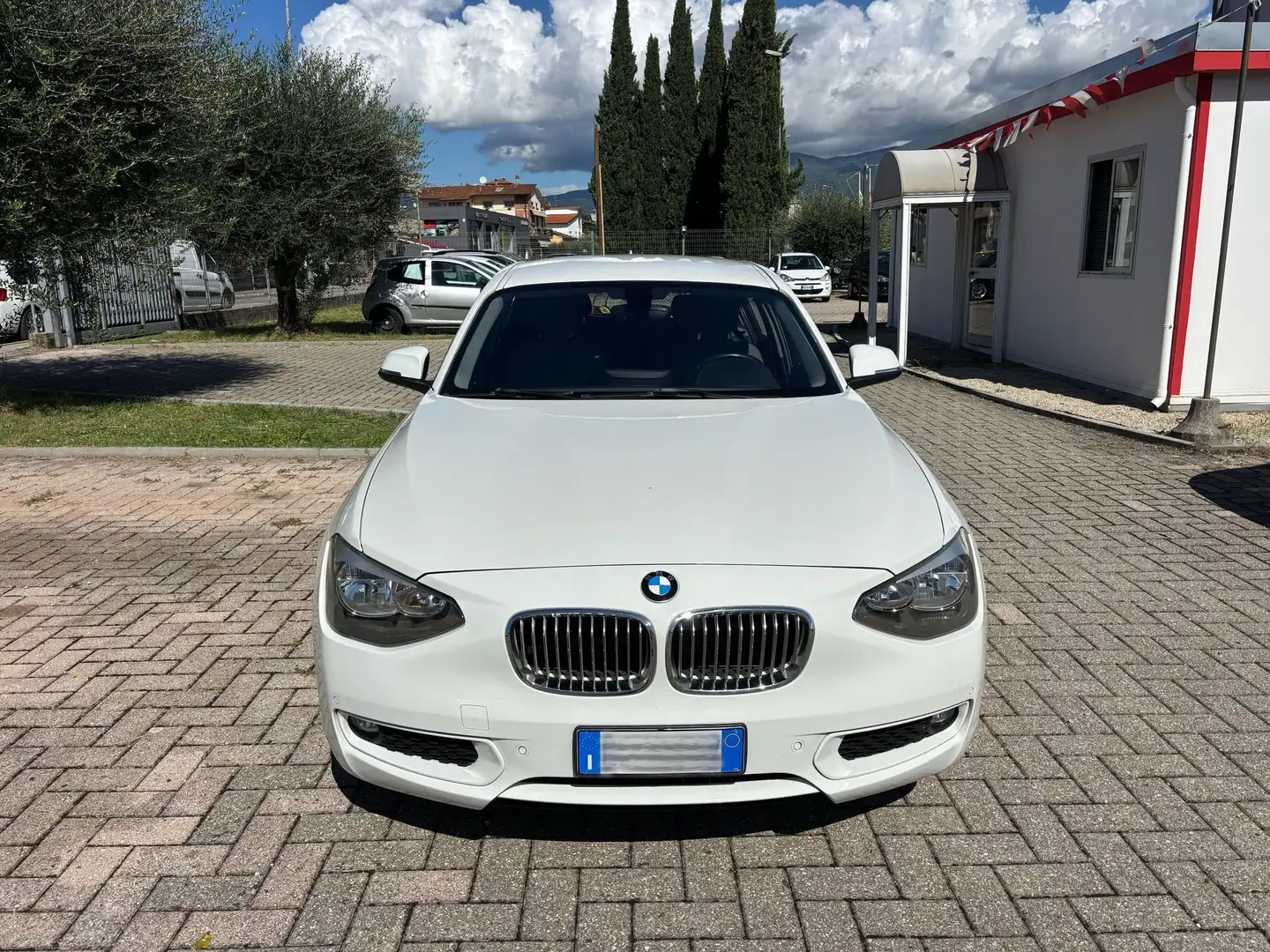 BMW 120 Serie 1 F/20-21 2011 120d 5p Bianco - 2