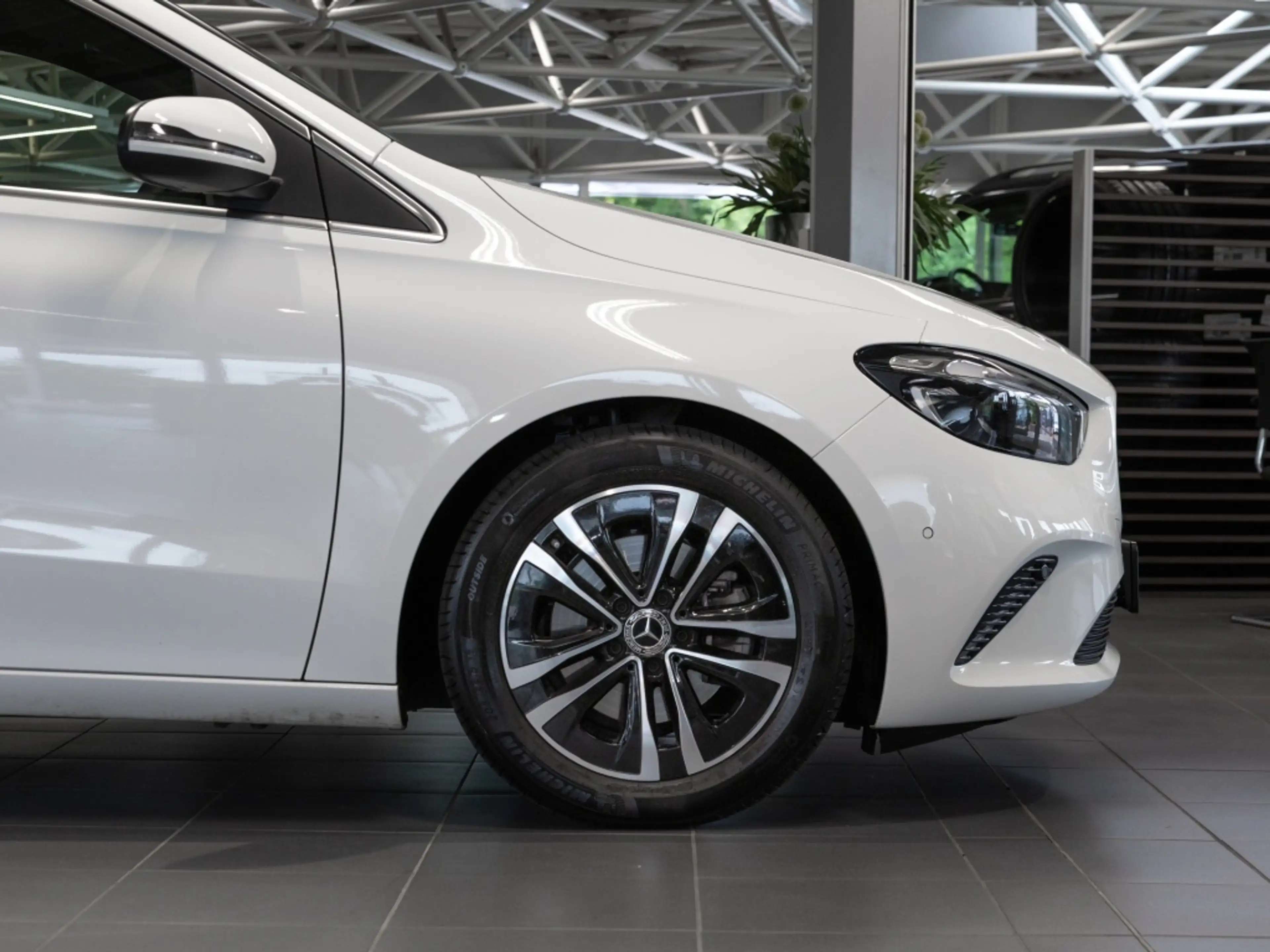 Mercedes-Benz B 180 , PROGRESSIVE AHK KAMERA SPUR PDC SHZ — photo 6