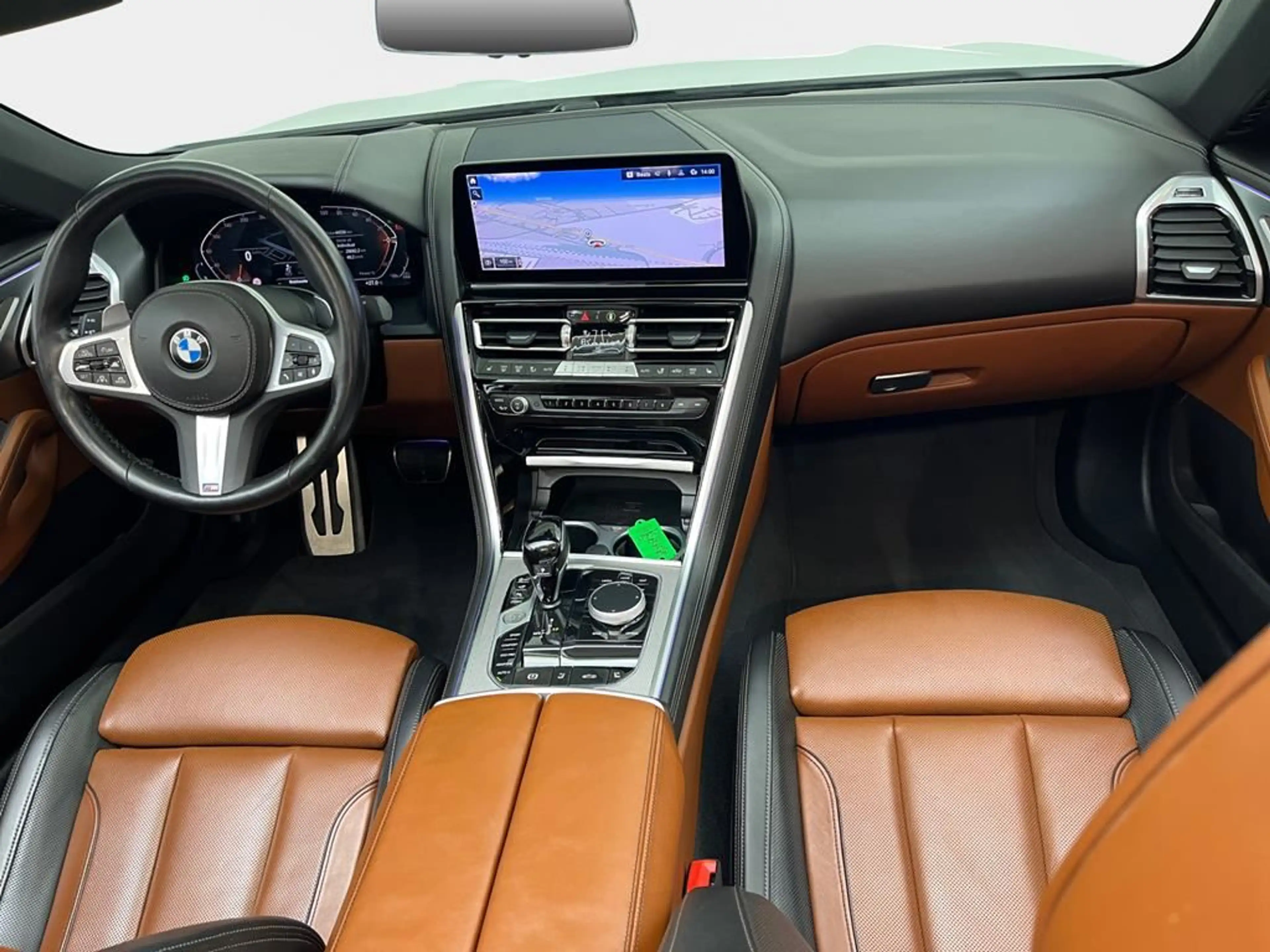 BMW 840 M Sport Pro — photo 12