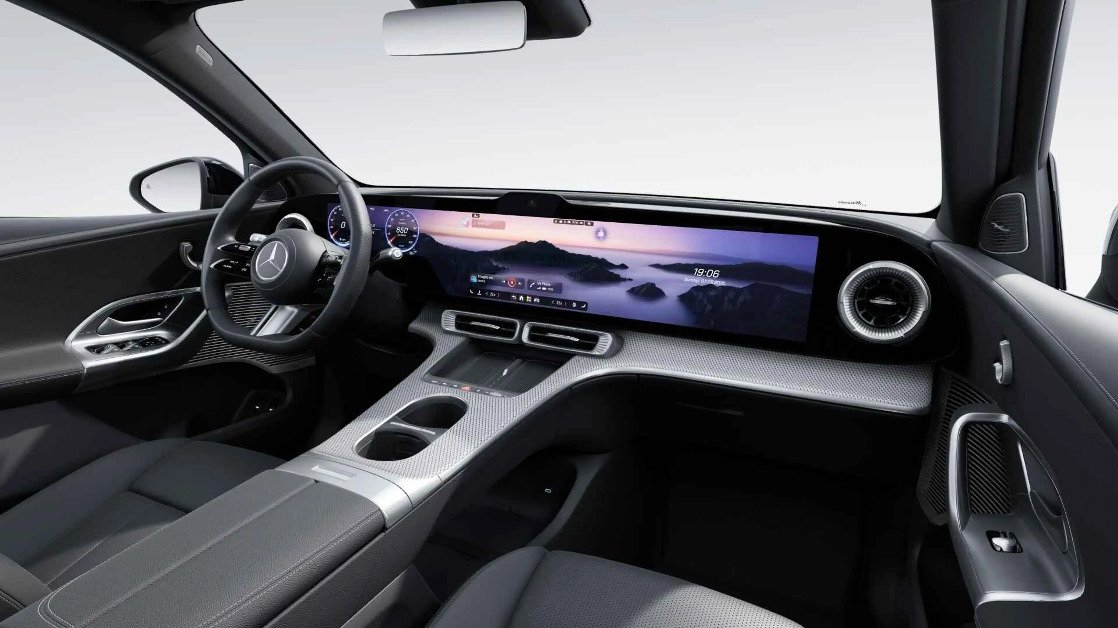 Mercedes-Benz GLC 400 4MATIC Launch Edition 94 kWh | Trekhaak | Hyperscr — photo 4