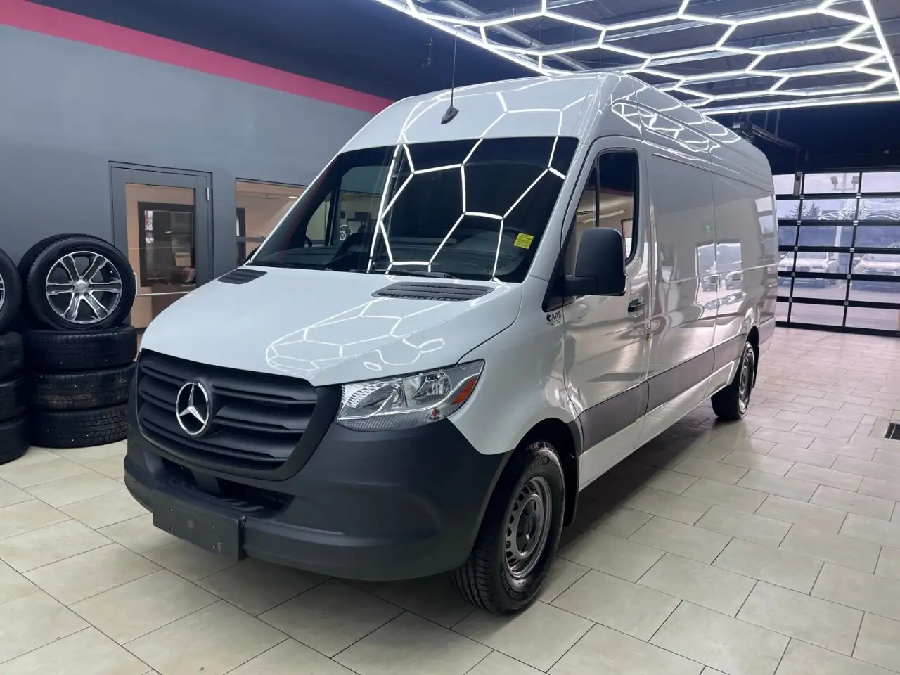 Mercedes-Benz Sprinter снимка Mercedes-Benz Sprinter