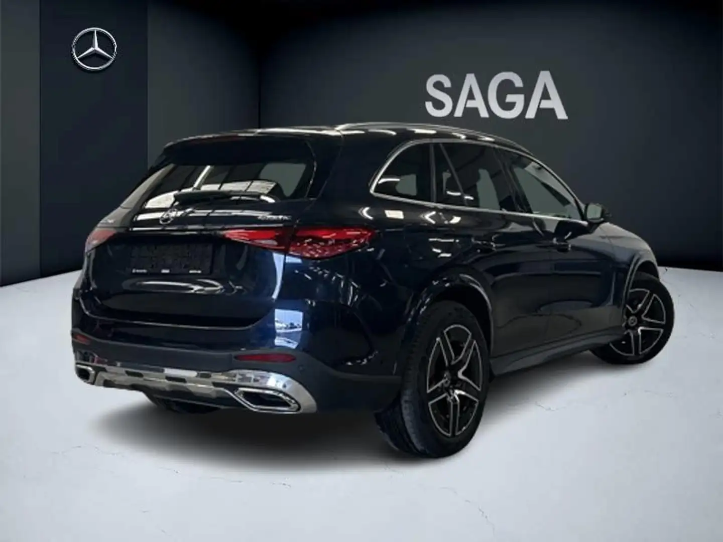 Mercedes-Benz GLC 200 4Matic AMG Line Blau - 2