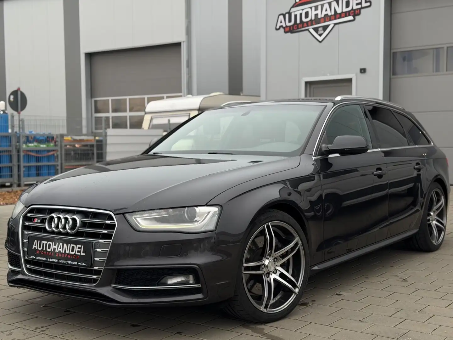 Audi S4 Avant 3.0 TFSI Quattro*B&O/Stand-Heiz*MMI+Nav Grau - 1