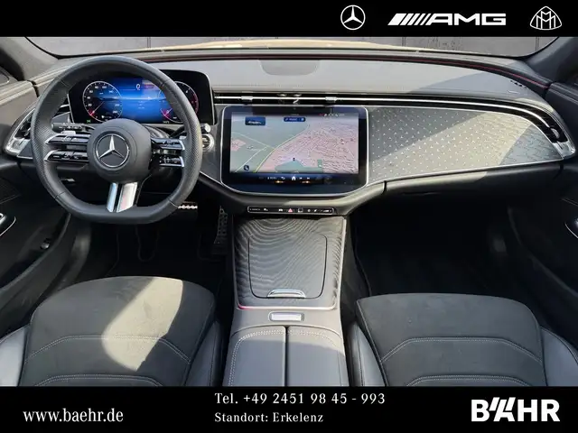 Mercedes-Benz E-Class view 4