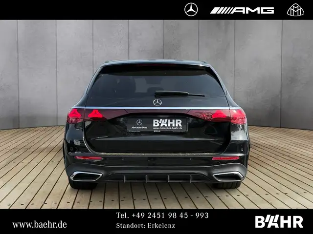 Mercedes-Benz E-Class view 8