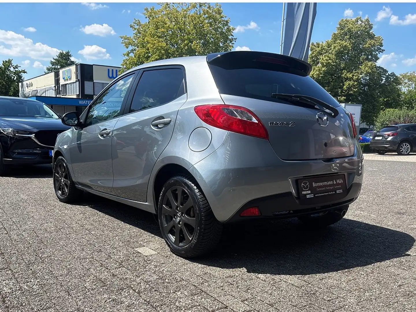 Mazda 2 1.3l MZR 55 kW (75 PS) SOFORT VERFÜGBAR Silber - 2