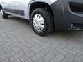 Peugeot Boxer 330 2.0 BlueHDI L2H2 Premium Pack 3 zits airco 673 Grijs - thumbnail 13