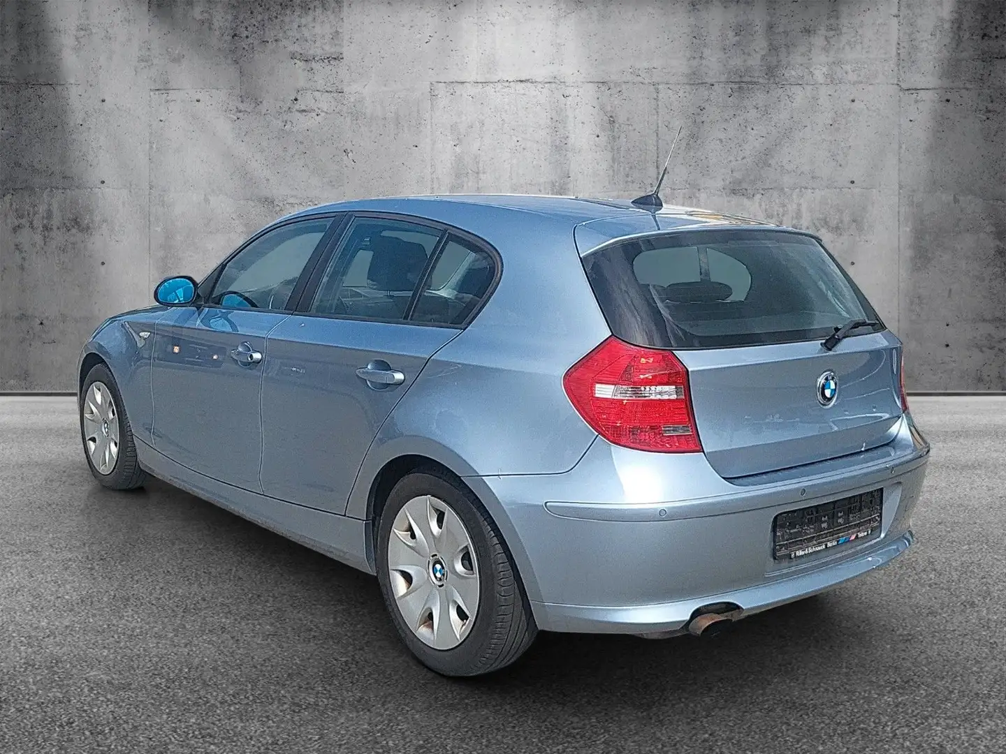 BMW 116 i 1er Limousine **AU/HU NEU** Scheckheft/Navi Azul - 2