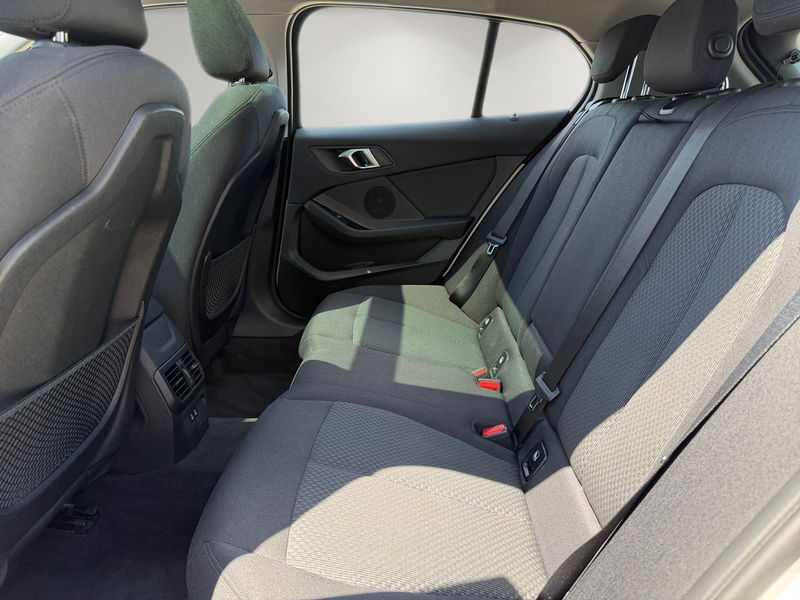 BMW 118 i LED, NAV, AHK, Pano — photo 15