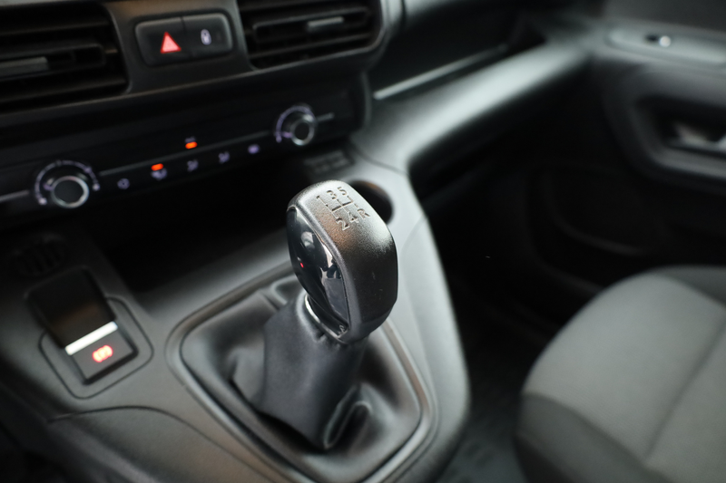 Peugeot Partner 1.5 BlueHDI Premium | Navi | Cruise | Airco | PDC — photo 7