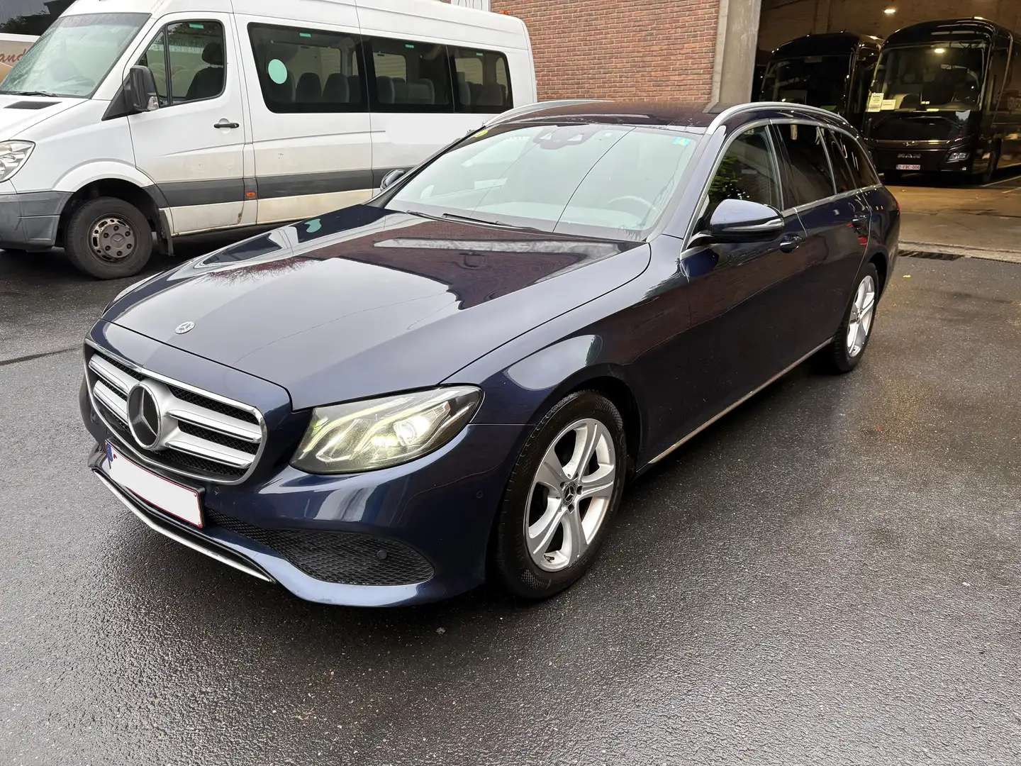 Mercedes-Benz E 220 E 220 d T 9G-TRONIC Avantgarde Bleu - 1