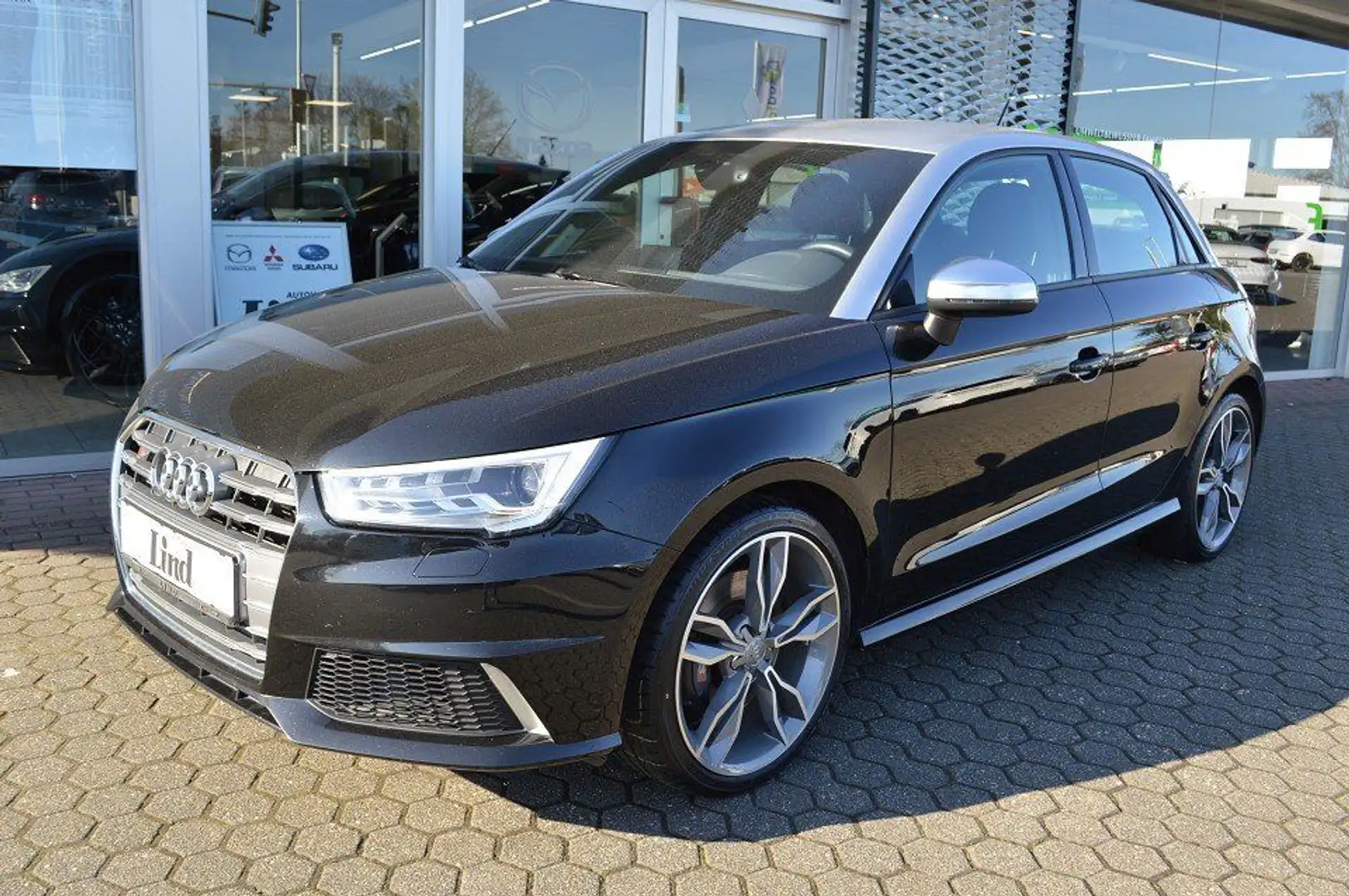 Audi S1 Sportback (8XF)(2014-) S1 Sportback 2.0 TFSI Negro - 1