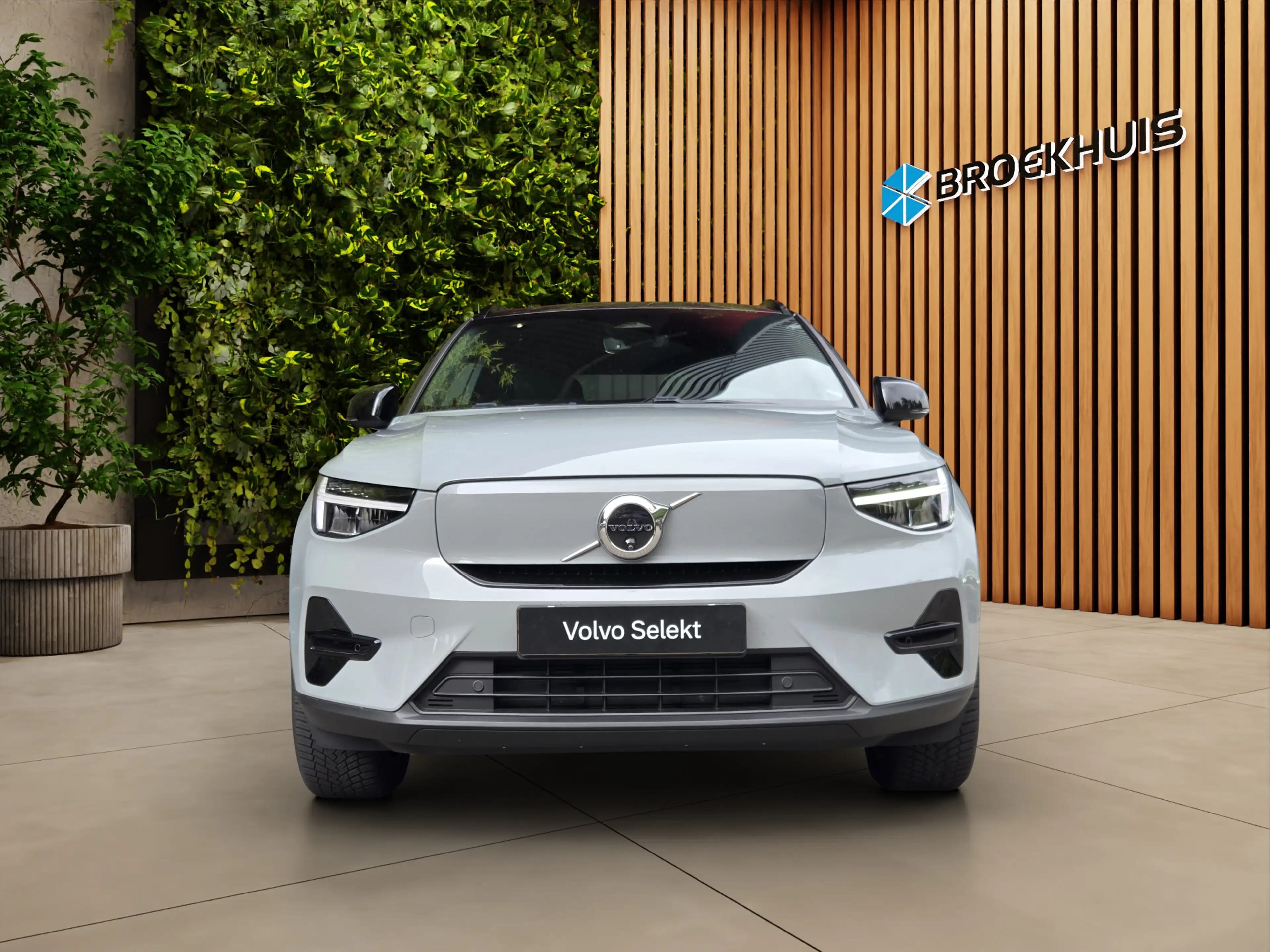 Volvo EX40 Single Motor Extended Range Ultra 82 kWh | VERWACH — photo 10