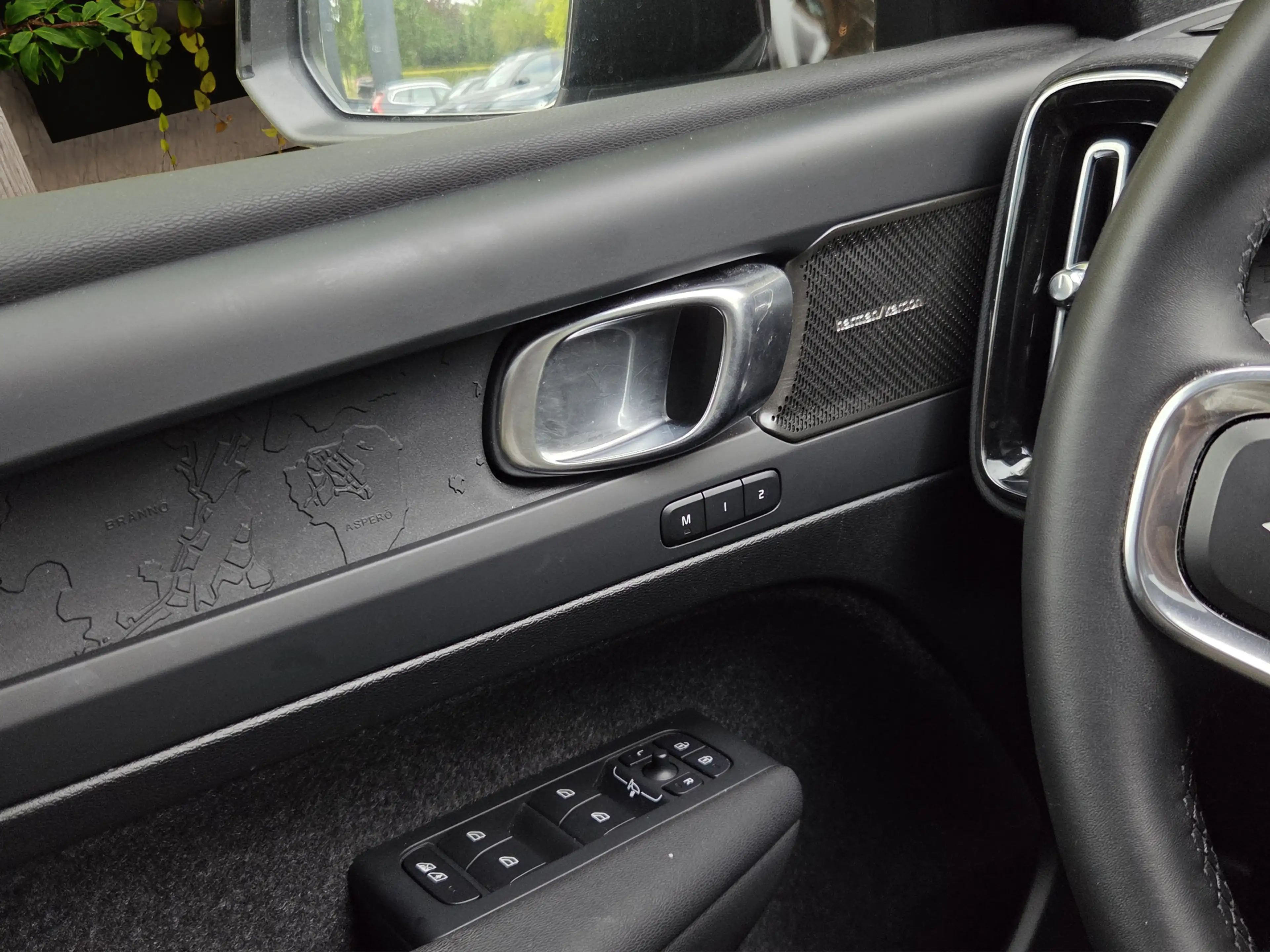Volvo EX40 Single Motor Extended Range Ultra 82 kWh | VERWACH — photo 14