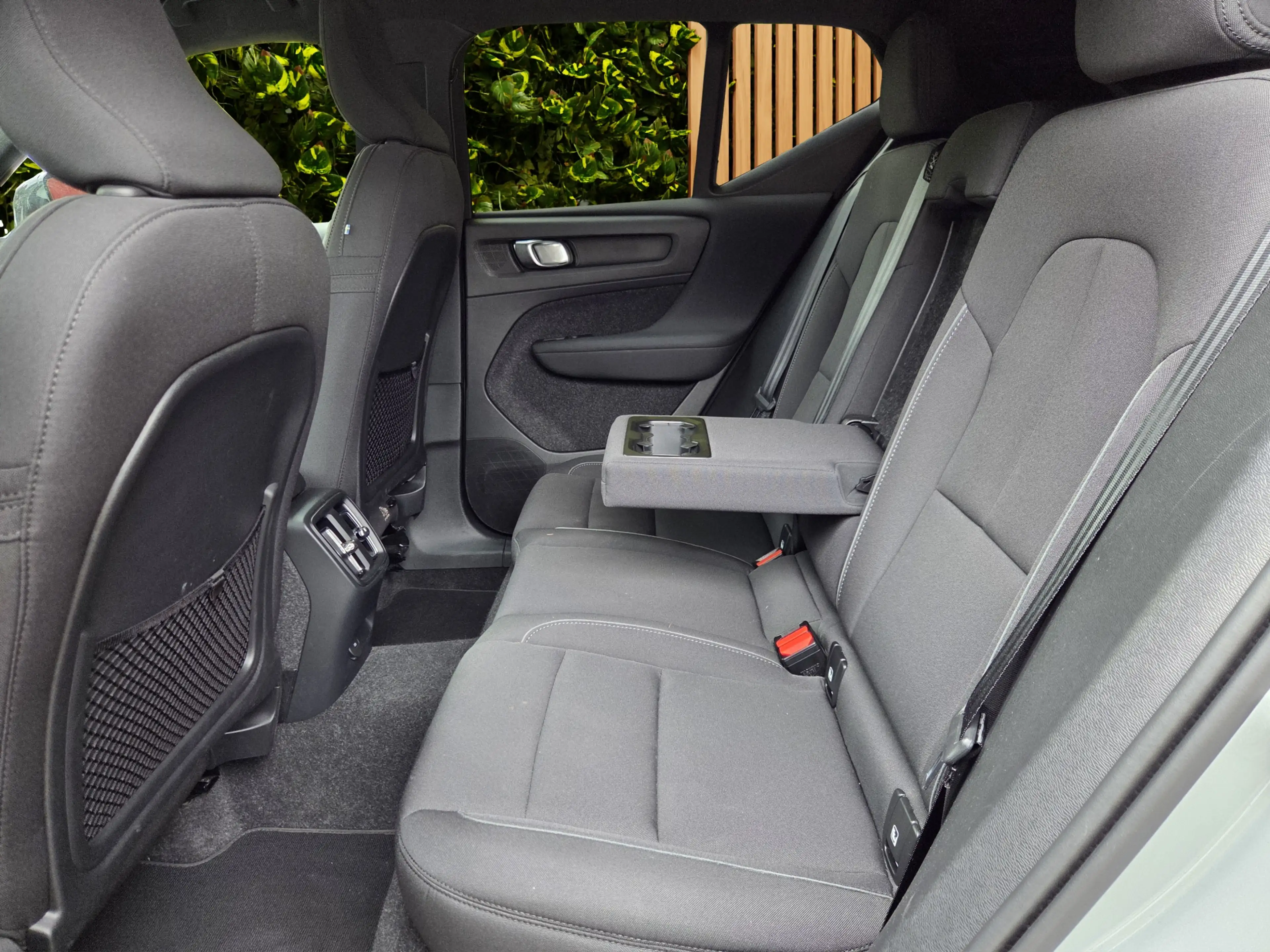 Volvo EX40 Single Motor Extended Range Ultra 82 kWh | VERWACH — photo 8