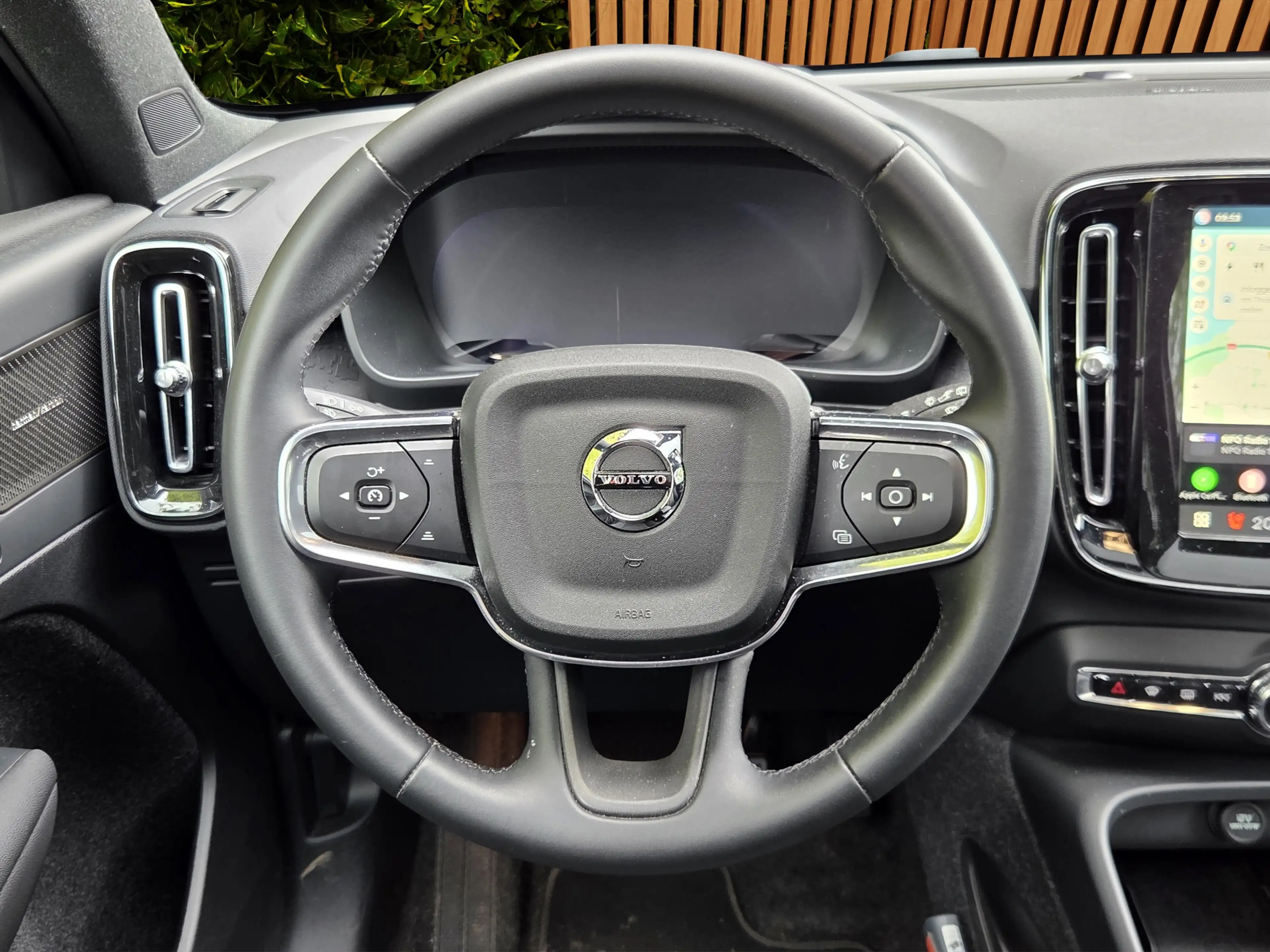 Volvo EX40 Single Motor Extended Range Ultra 82 kWh | VERWACH — photo 13