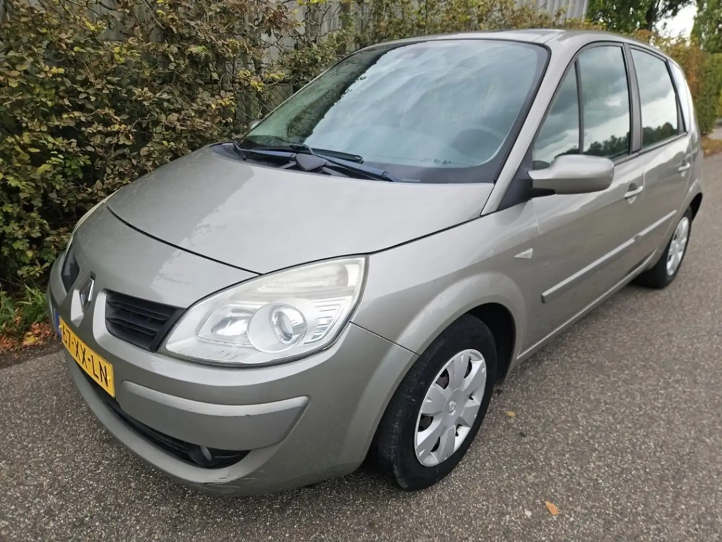 Renault Scenic 2 1.6 16V Gris - 2
